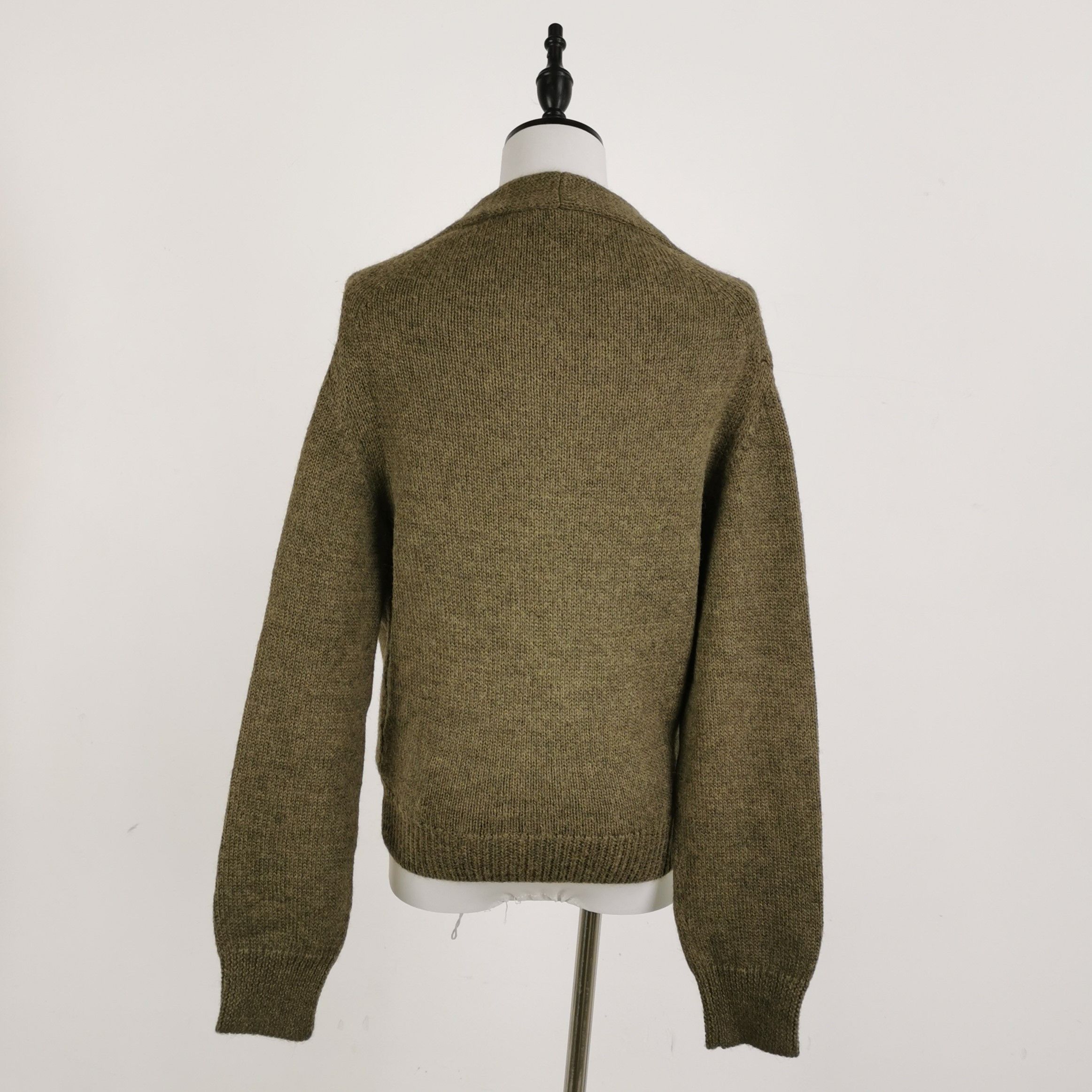 Gucci Gucci Alpaca Blend V-Neck Sweater XS Size XS / US 0-2 / IT 36-38 - 3 Thumbnail