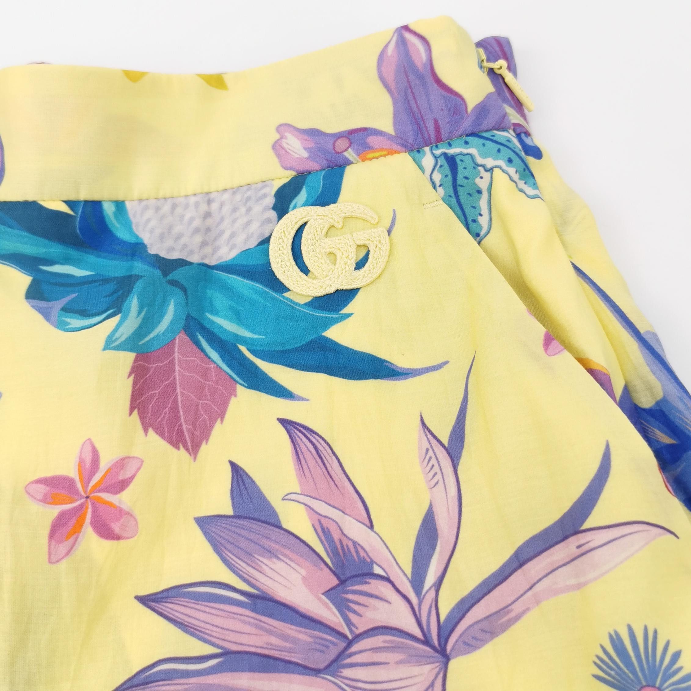 Gucci Gucci Floral Print Silk Blend Shorts Size 38 Size 26" / US 2 / IT 38 - 4 Thumbnail