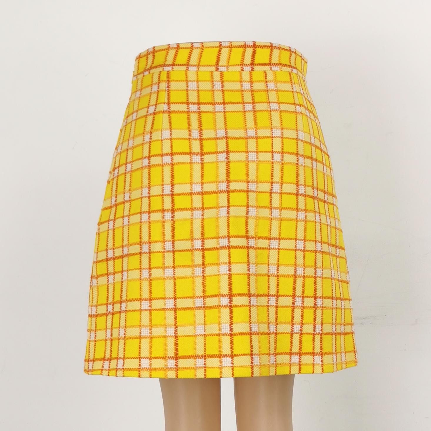 Gucci Gucci Plaid Mini Skirt Size IT 40 Size 27" / US 4 / IT 40 - 3 Thumbnail