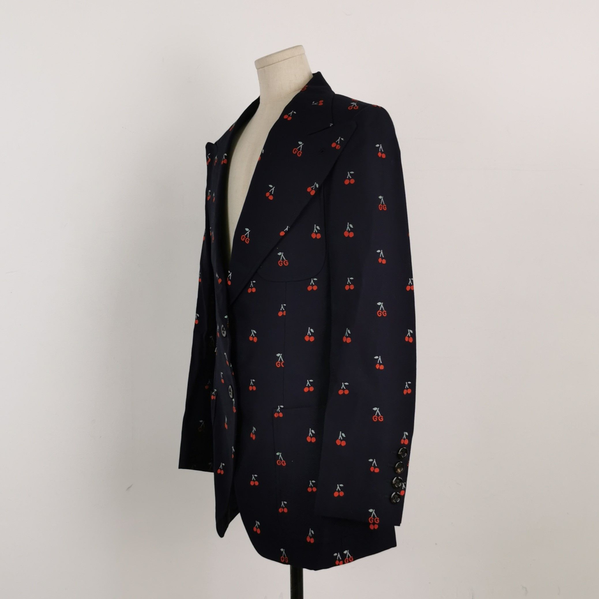 Gucci Gucci Cherry Print Blazer Size 38 Size XS / US 0-2 / IT 36-38 - 2 Thumbnail
