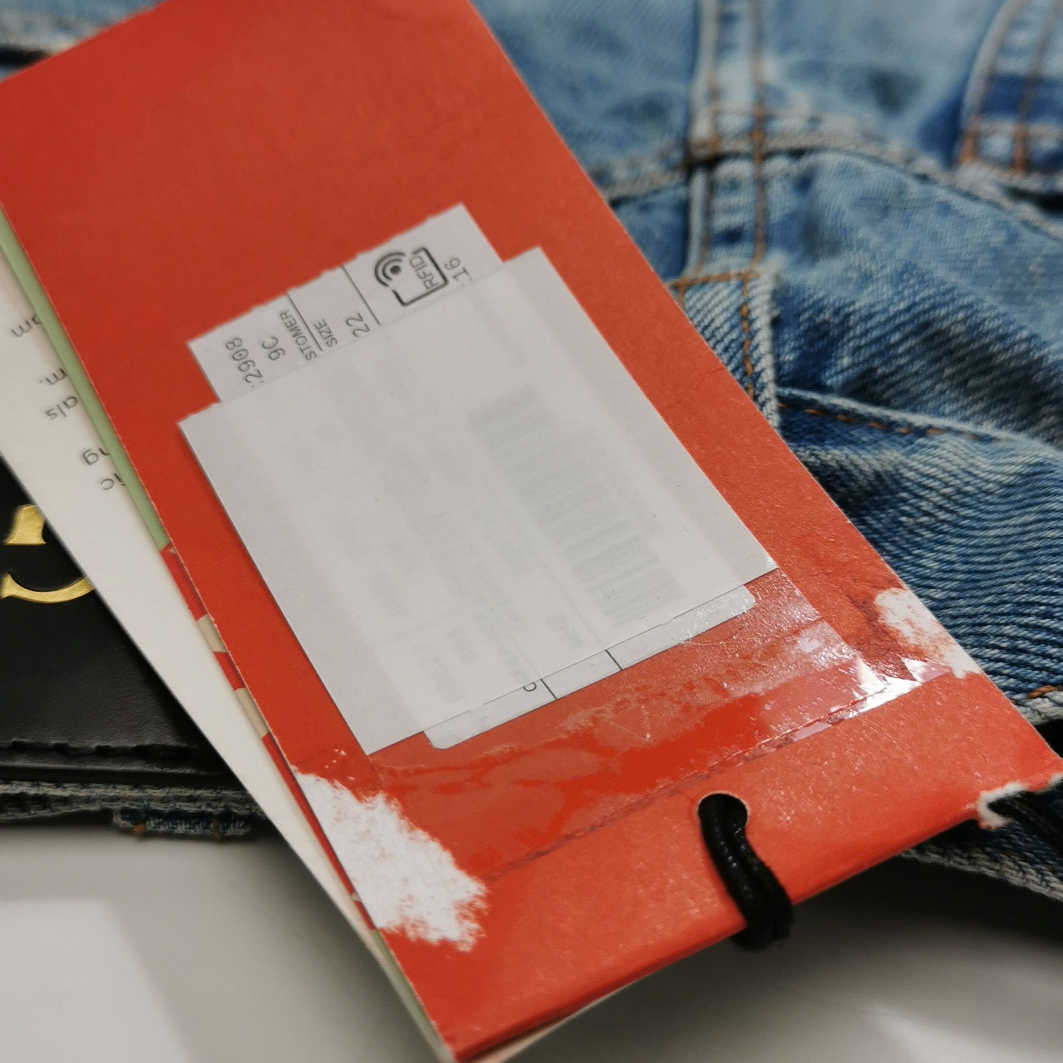 Gucci Gucci Apple GG Logo Denim Shorts Size 23 Size 25" / US 0 / IT 36 - 9 Thumbnail