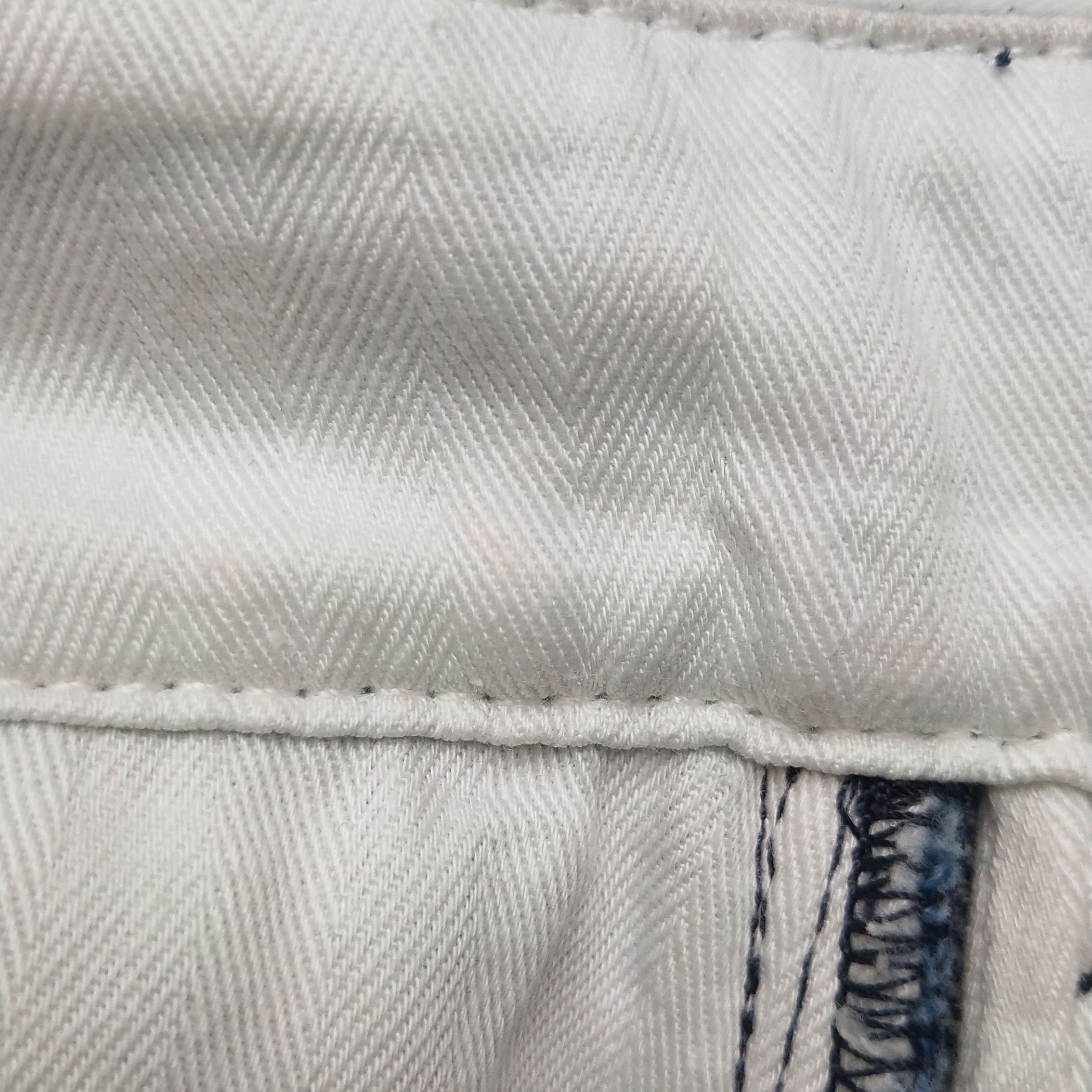 Gucci Gucci Denim Shorts Size 36 Size 25" / US 0 / IT 36 - 10 Thumbnail