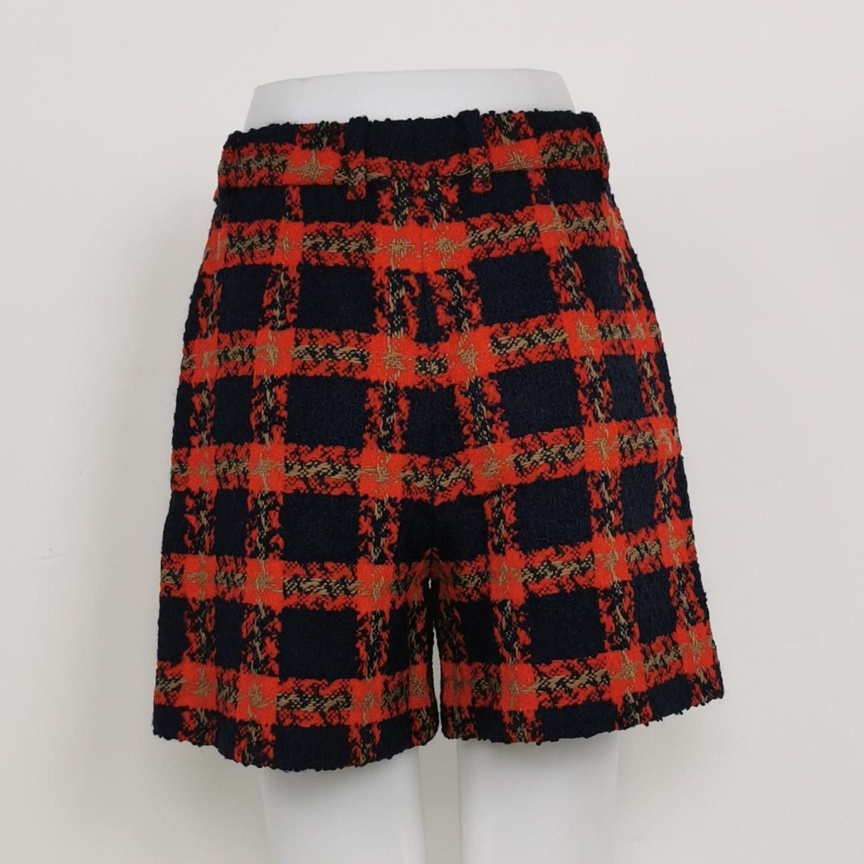 Gucci Gucci Plaid Wool Blend Shorts Size 36 Size 25" / US 0 / IT 36 - 2 Thumbnail