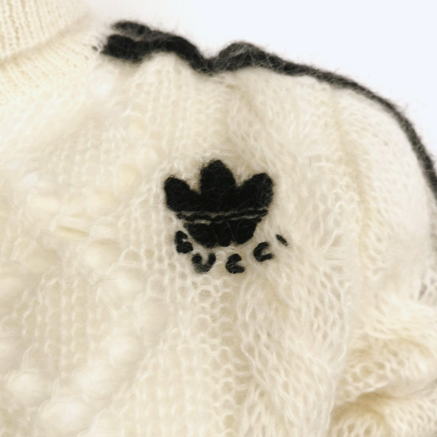 Gucci Gucci x Adidas Logo Turtleneck Sweater XS Size XS / US 0-2 / IT 36-38 - 5 Thumbnail