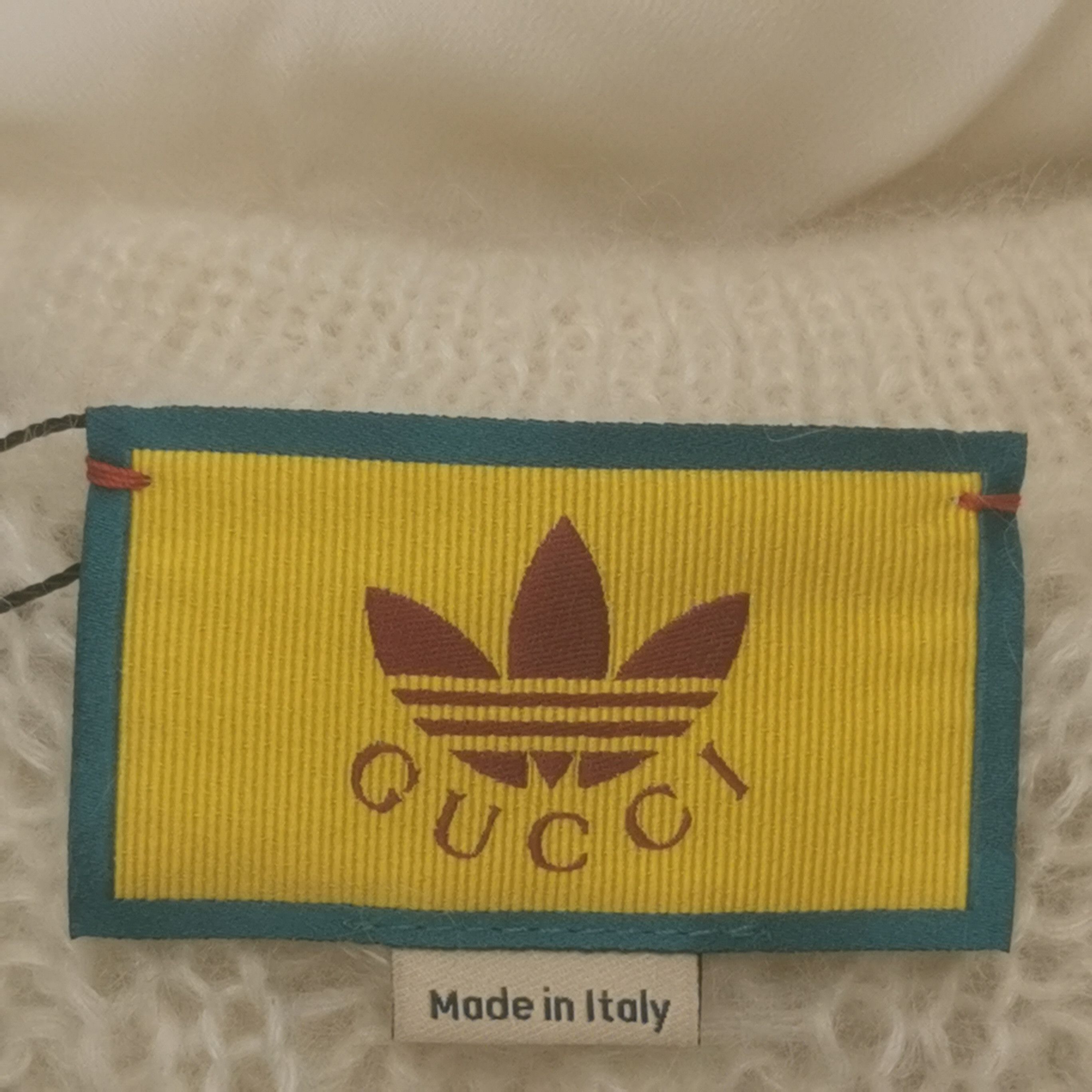 Gucci Gucci x Adidas Logo Turtleneck Sweater XS Size XS / US 0-2 / IT 36-38 - 7 Thumbnail