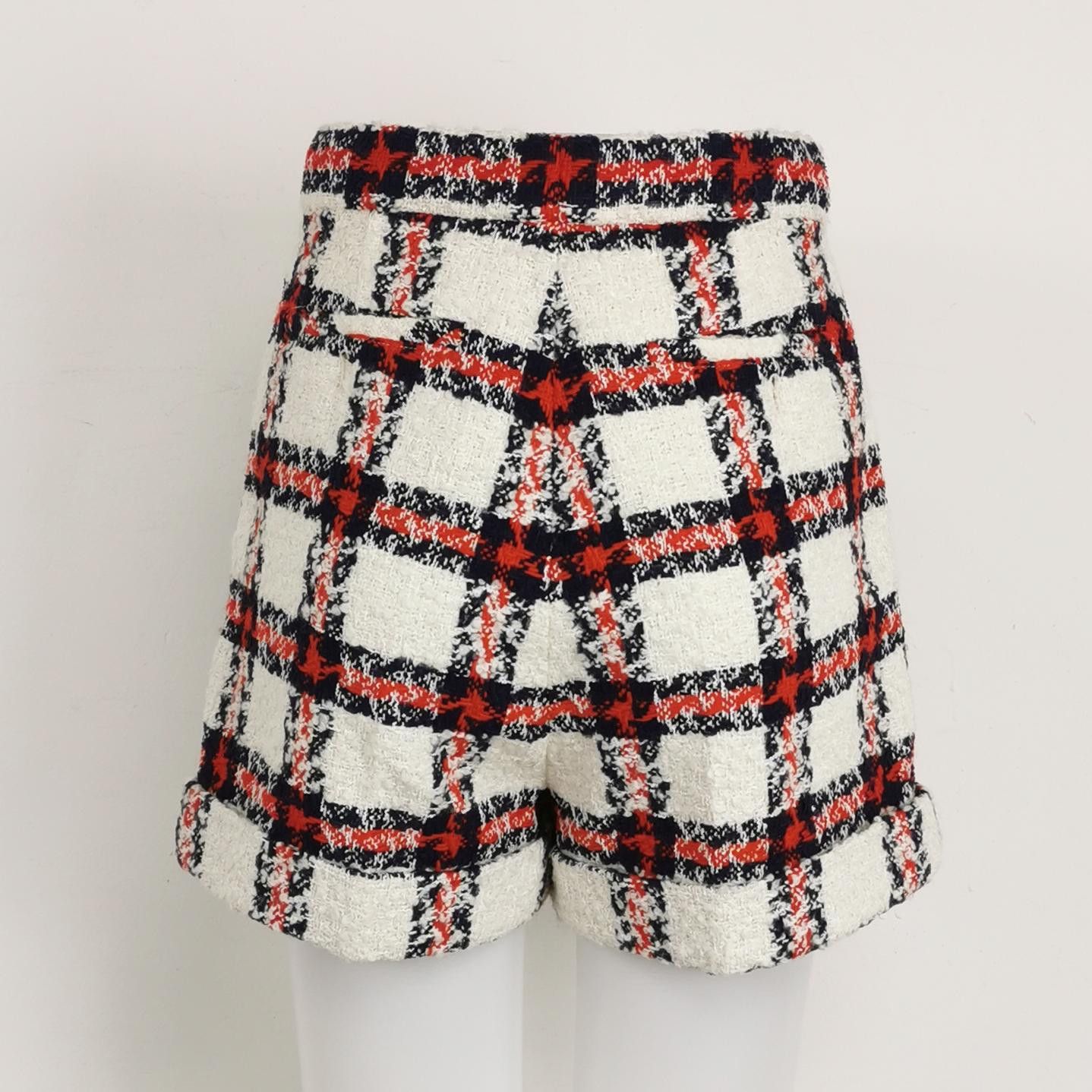 Gucci Gucci Plaid Tweed Shorts Size 36 Size 25" / US 0 / IT 36 - 2 Thumbnail