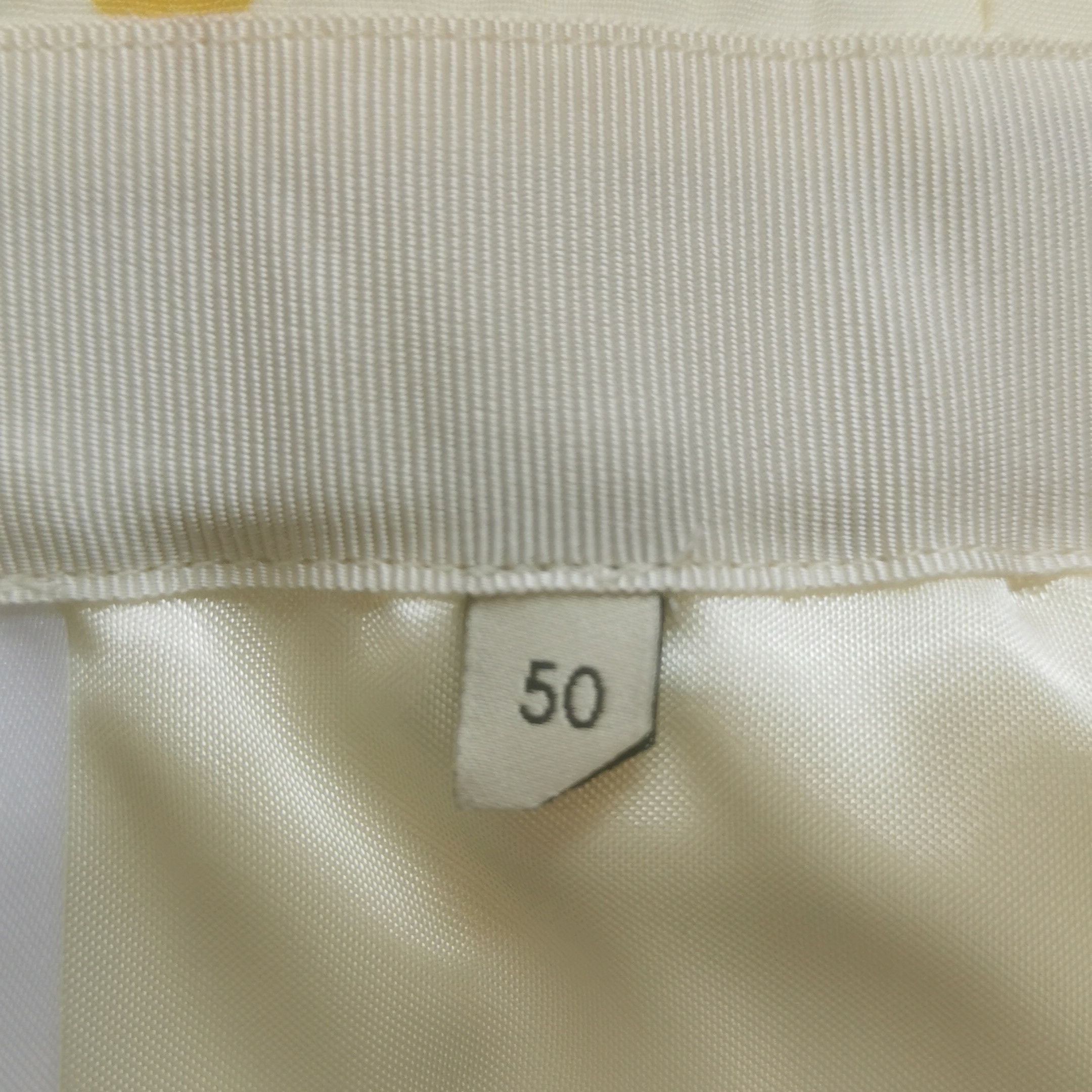 Gucci Gucci x Adidas Trefoil Shorts Size 34 Size US 34 / EU 50 - 11 Thumbnail