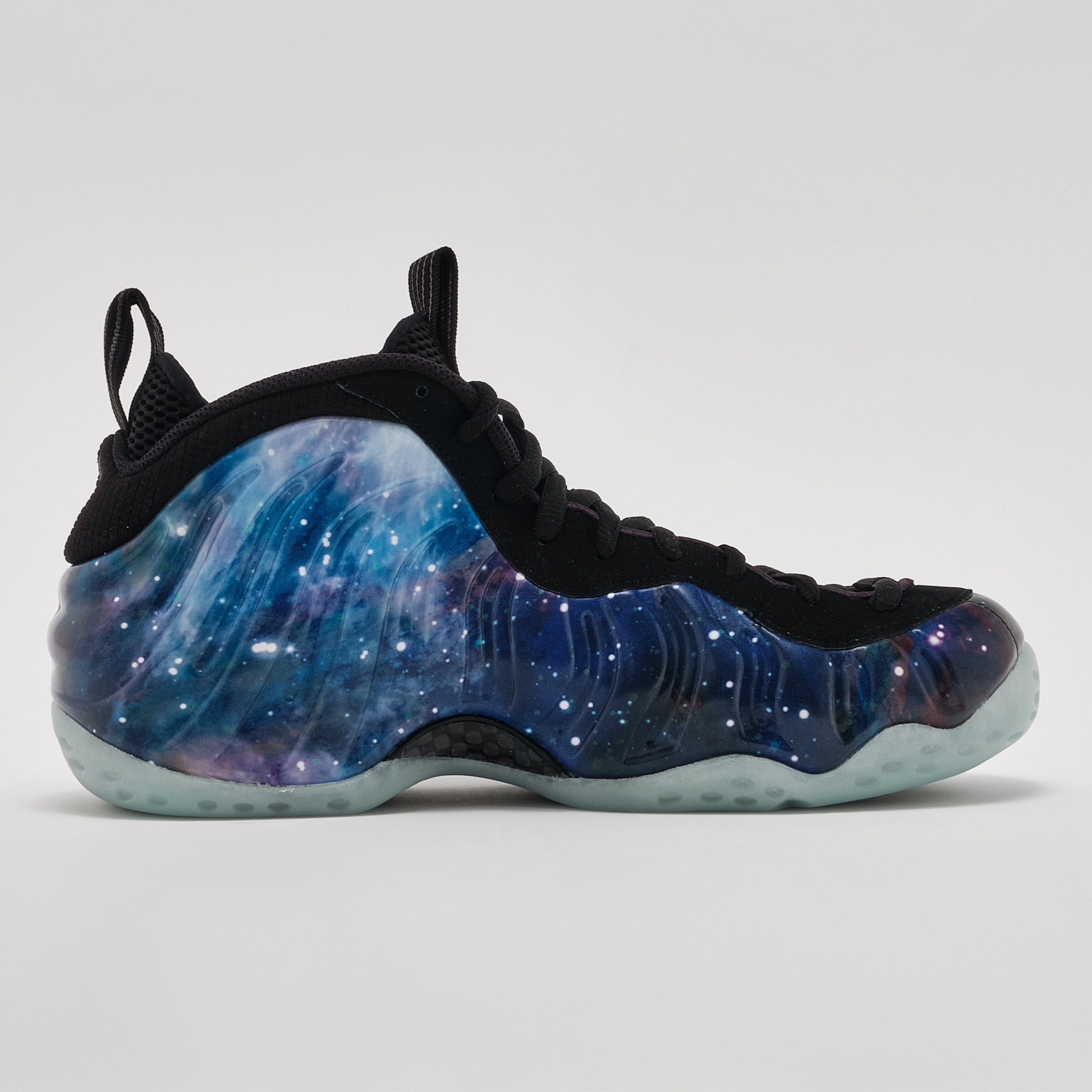 Nike Air Foamposite One Galaxy (2025) Size US 10.5 / EU 43-44 - 4 Thumbnail