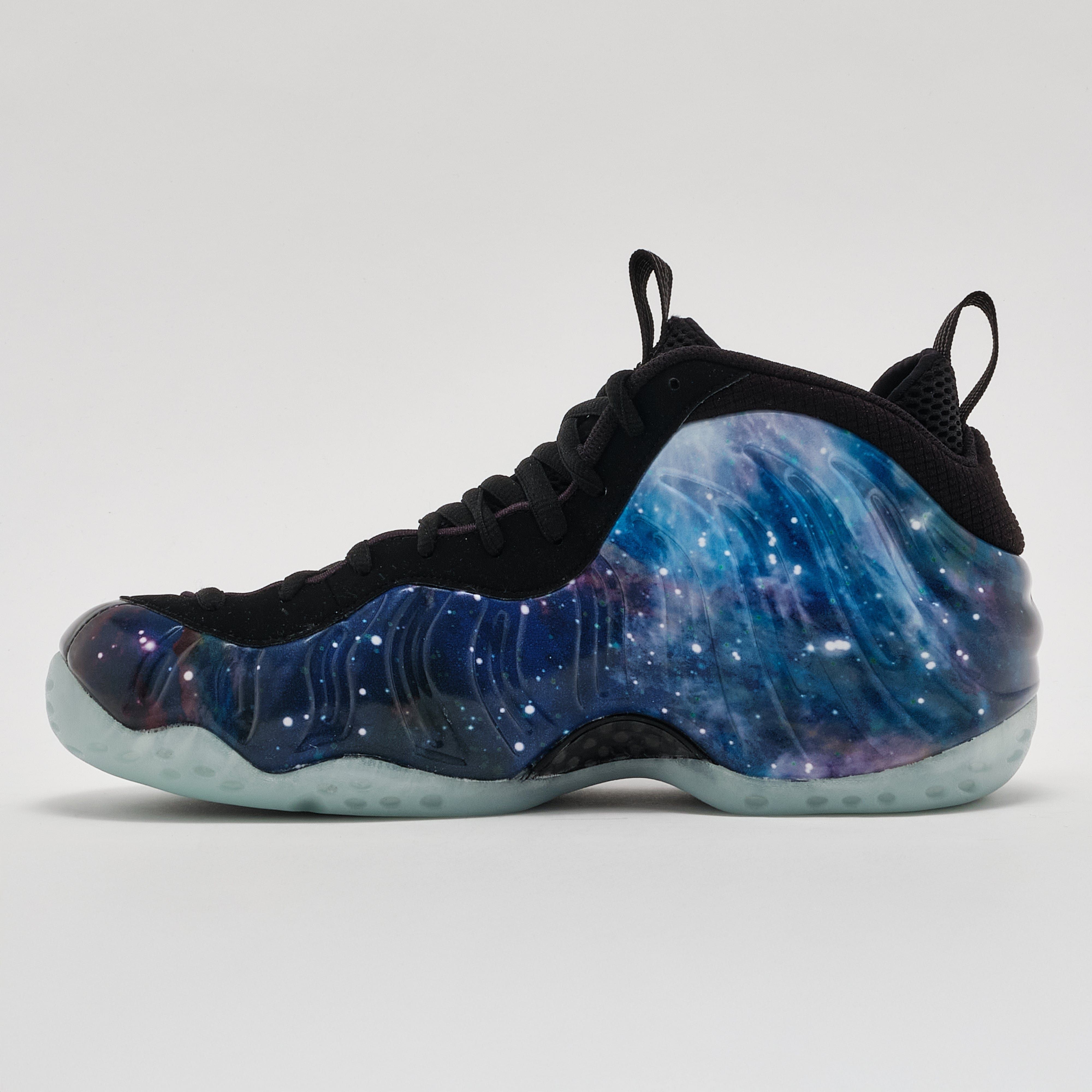 Nike Air Foamposite One Galaxy (2025) Size US 10.5 / EU 43-44 - 3 Thumbnail