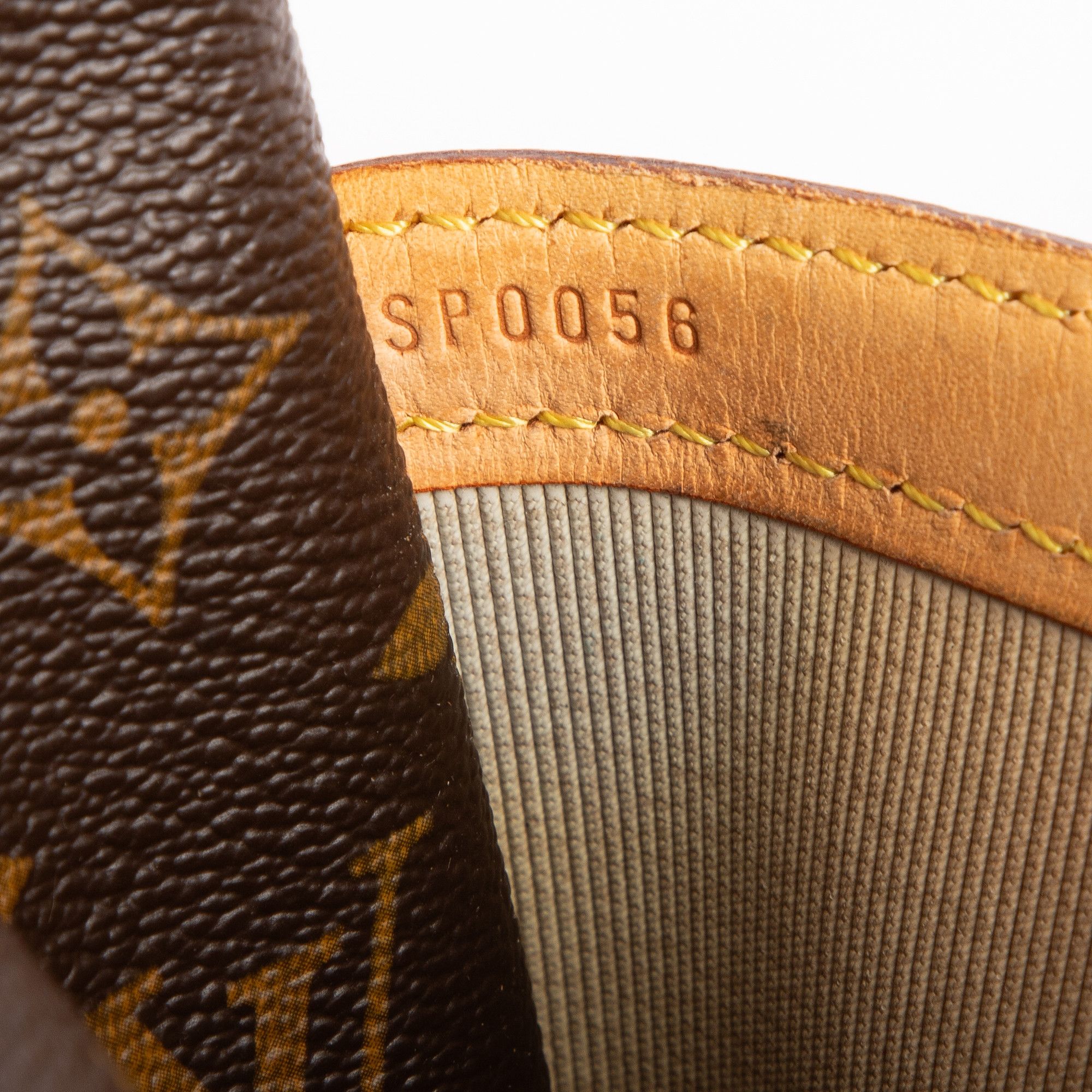 Louis Vuitton Reporter PM Size ONE SIZE - 11 Thumbnail