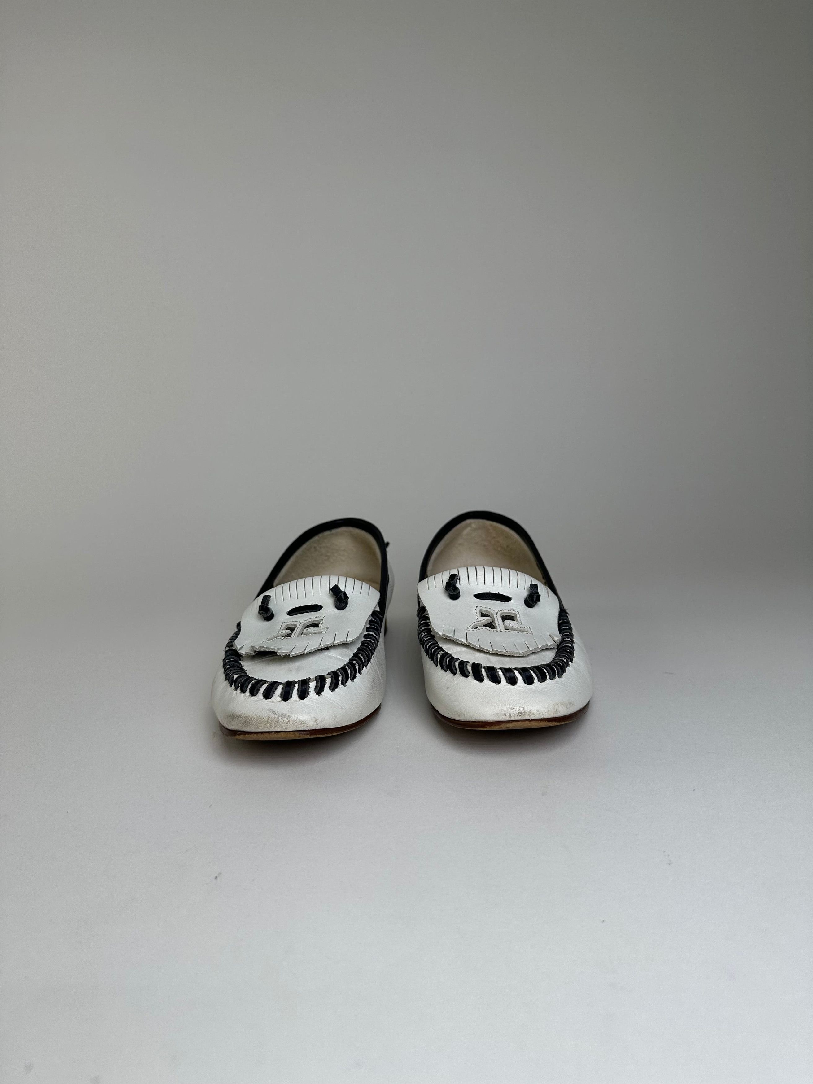 Courreges Vintage Smooth Loafers White EU5 Size US 4.5 / IT 34.5 - 3 Thumbnail