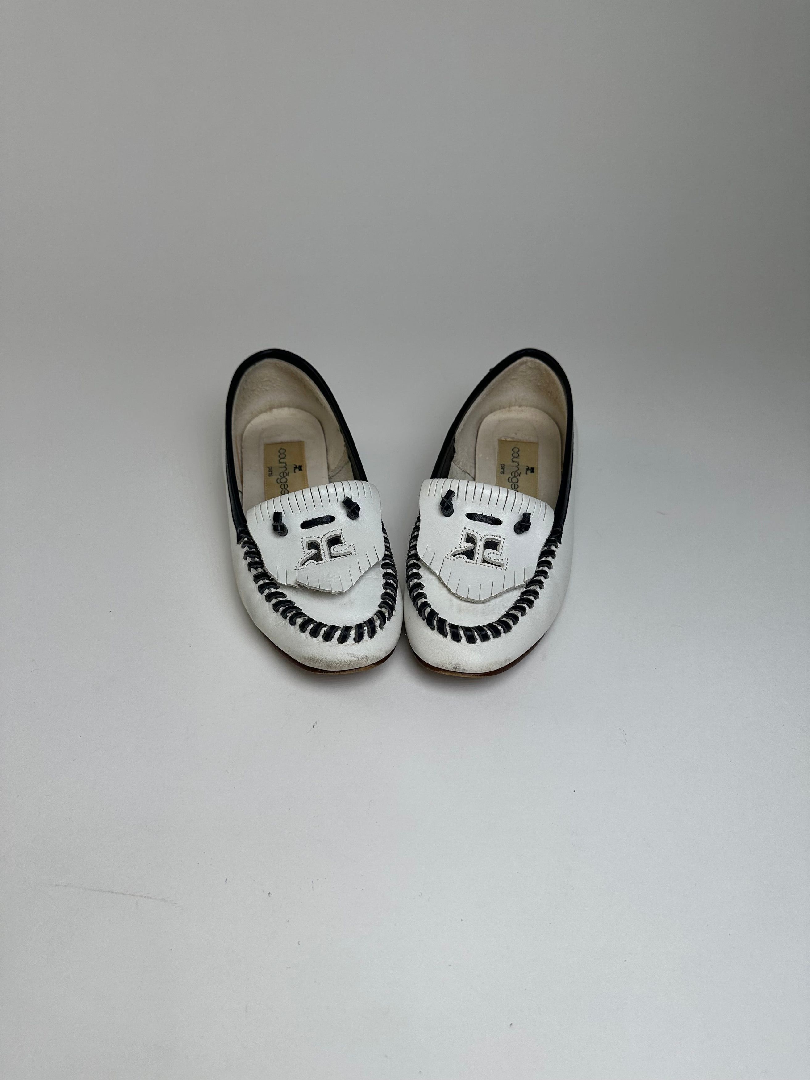 Courreges Vintage Smooth Loafers White EU5 Size US 4.5 / IT 34.5 - 6 Thumbnail