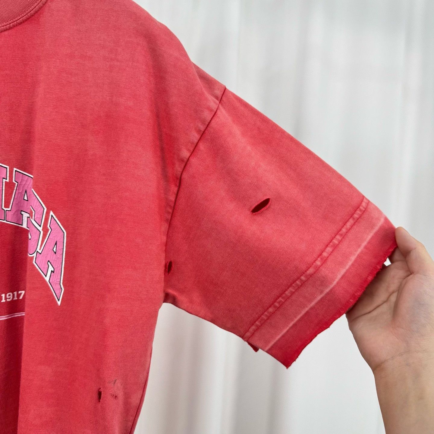 Balenciaga Balenciaga Distressed Print Letter Short Sleeve Size US S / EU 44-46 / 1 - 4 Thumbnail