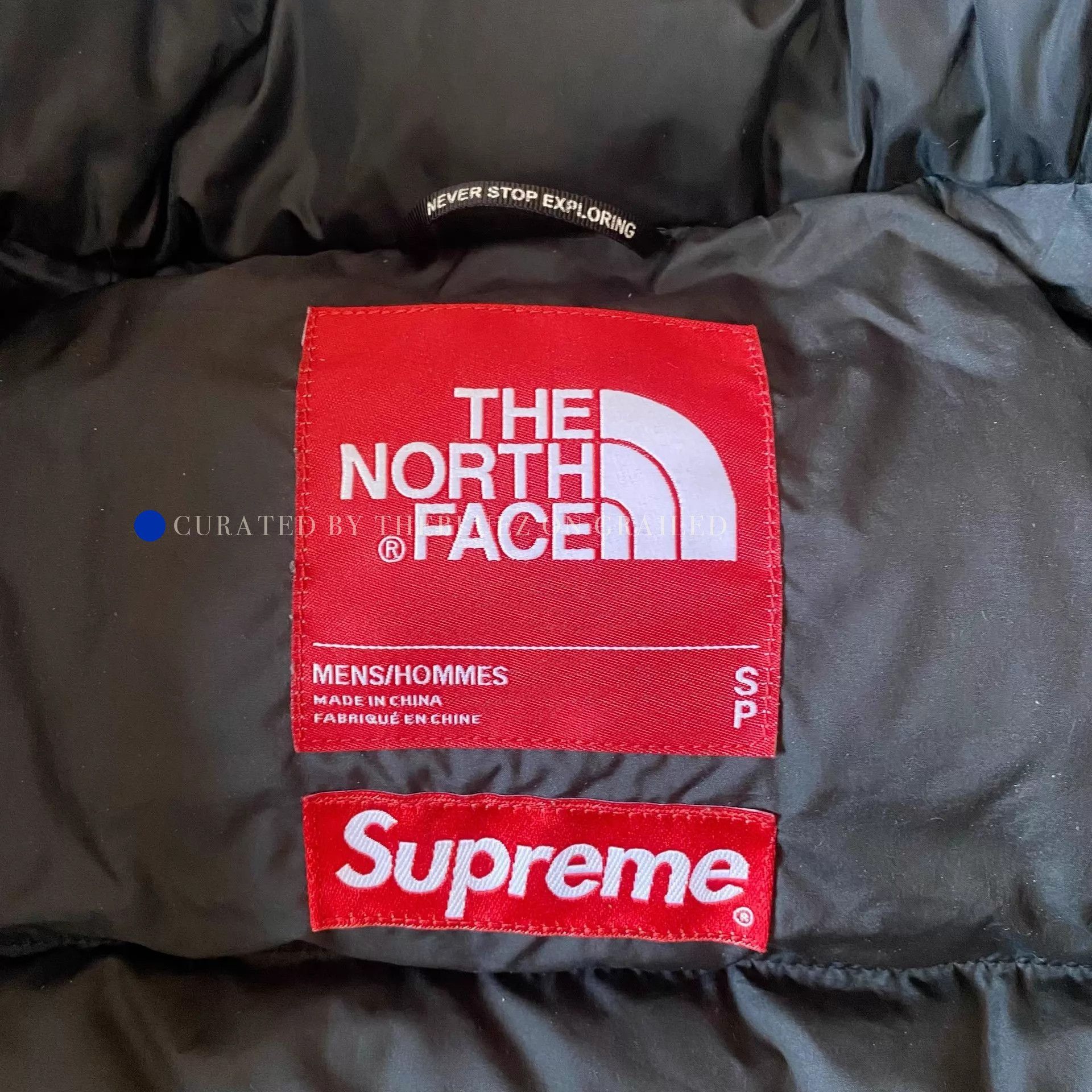 The North Face Brown Nuptse Jacket with Maple Leaf Print Size US S / EU 44-46 / 1 - 4 Thumbnail