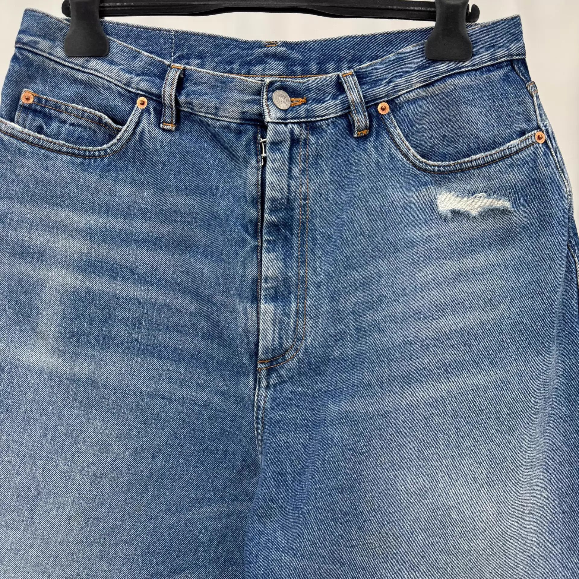 Maison Margiela Distressed Blue Raw Hem Denim Shorts Size US 32 / EU 48 - 3 Thumbnail