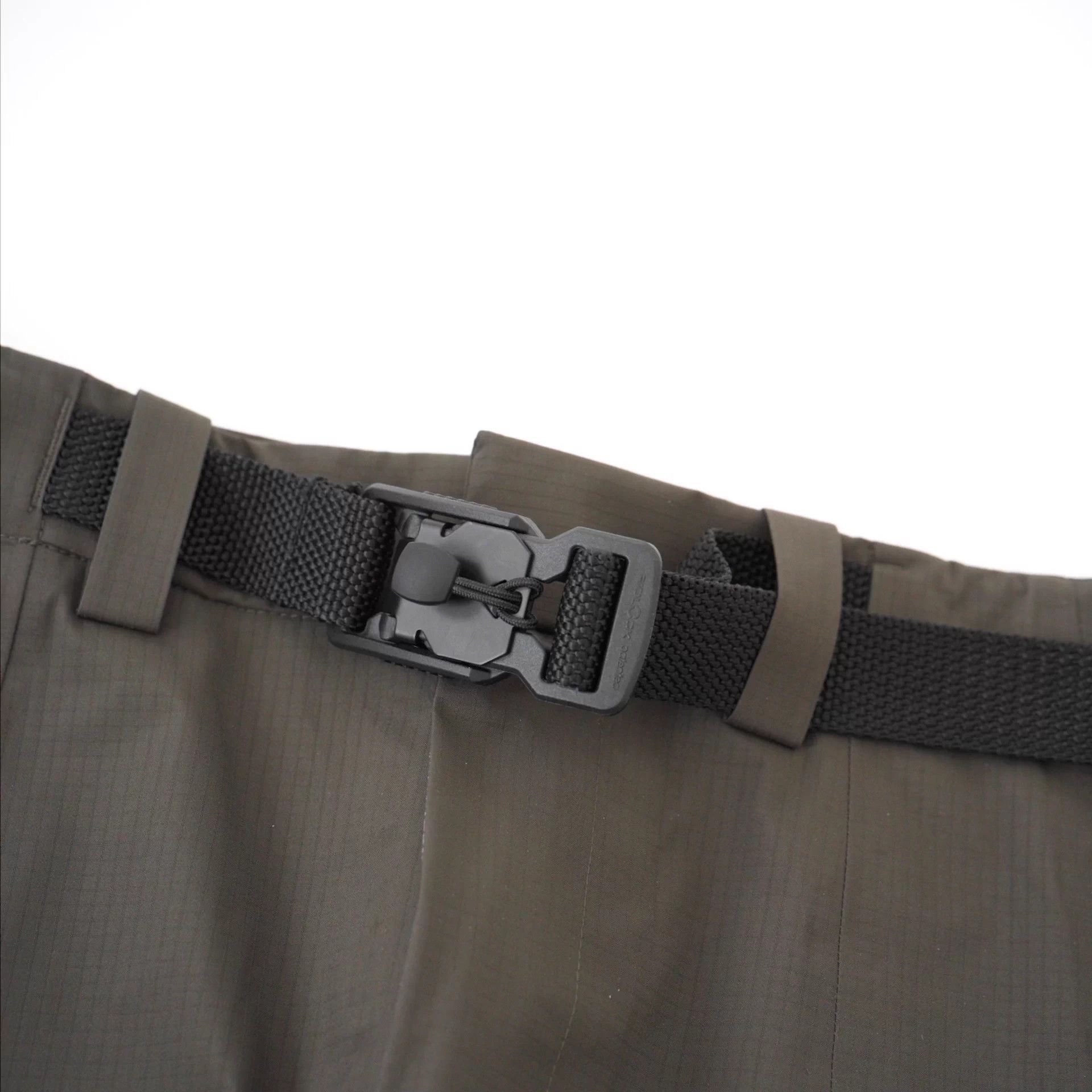 Goldwin Brown GORE-TEX Pro Ski Pants, Size 34 Size US 34 / EU 50 - 3 Thumbnail