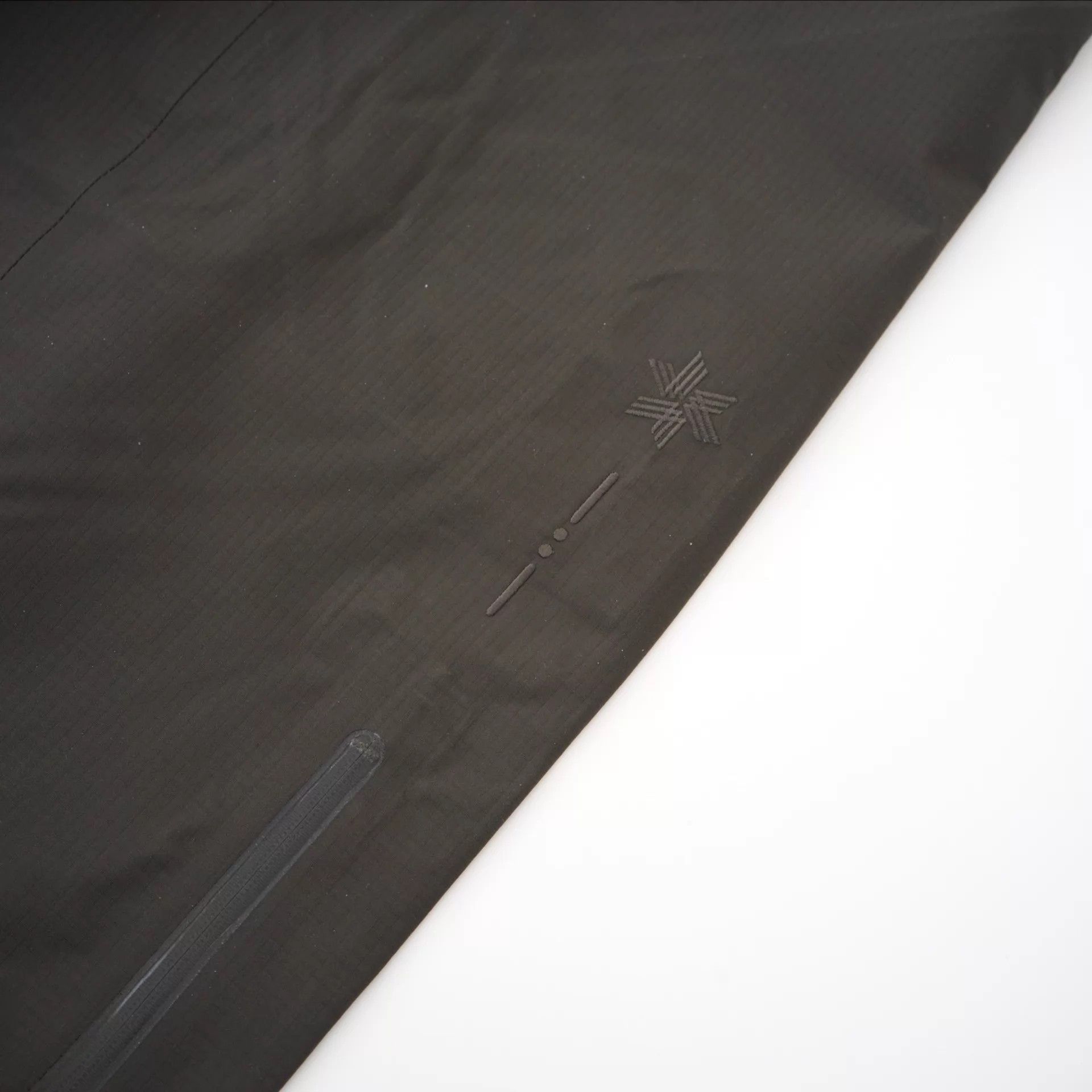 Goldwin Brown GORE-TEX Pro Ski Pants, Size 34 Size US 34 / EU 50 - 5 Thumbnail