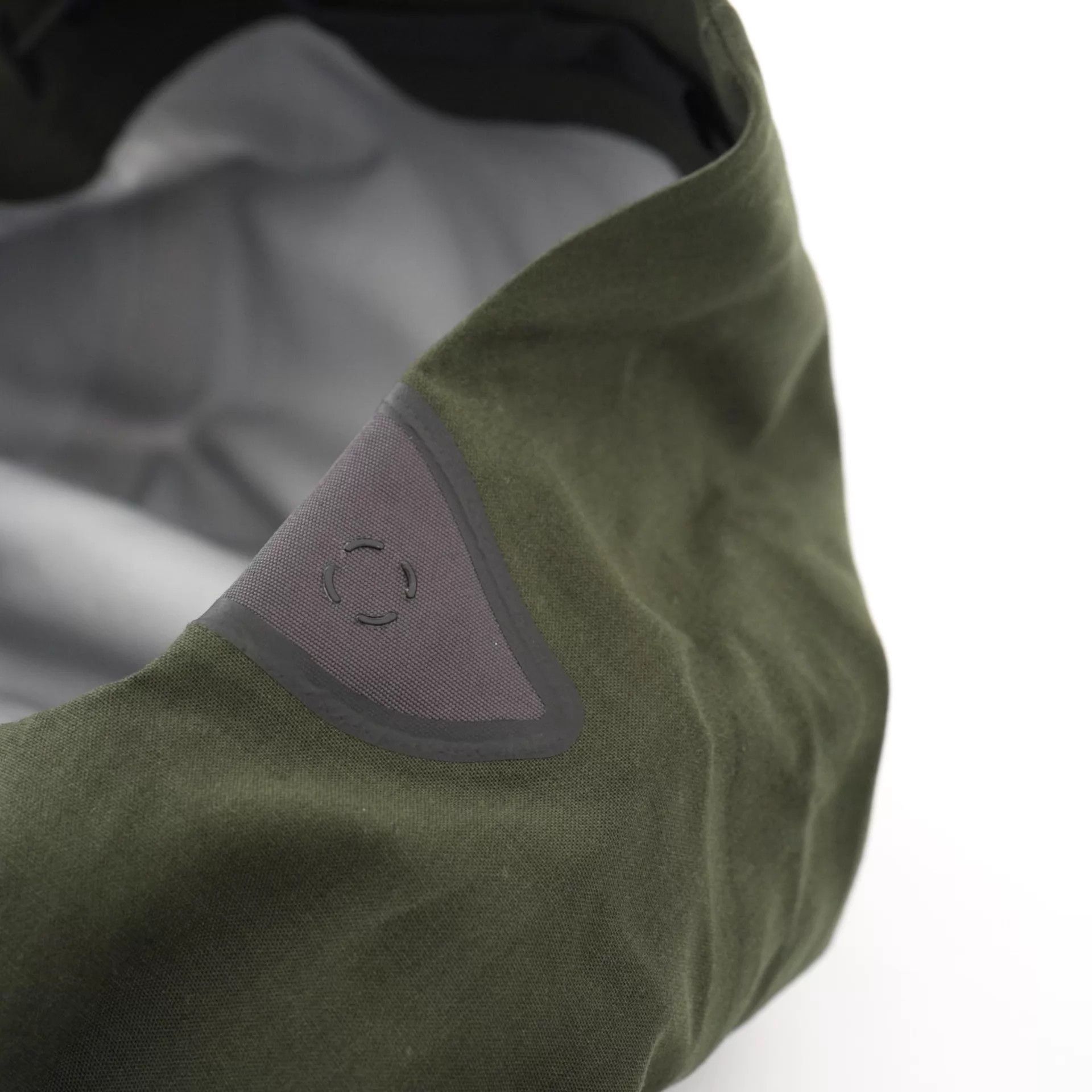 Goldwin Green 3L Jacket from Goldwin x J.L-A.L Size US L / EU 52-54 / 3 - 2 Thumbnail