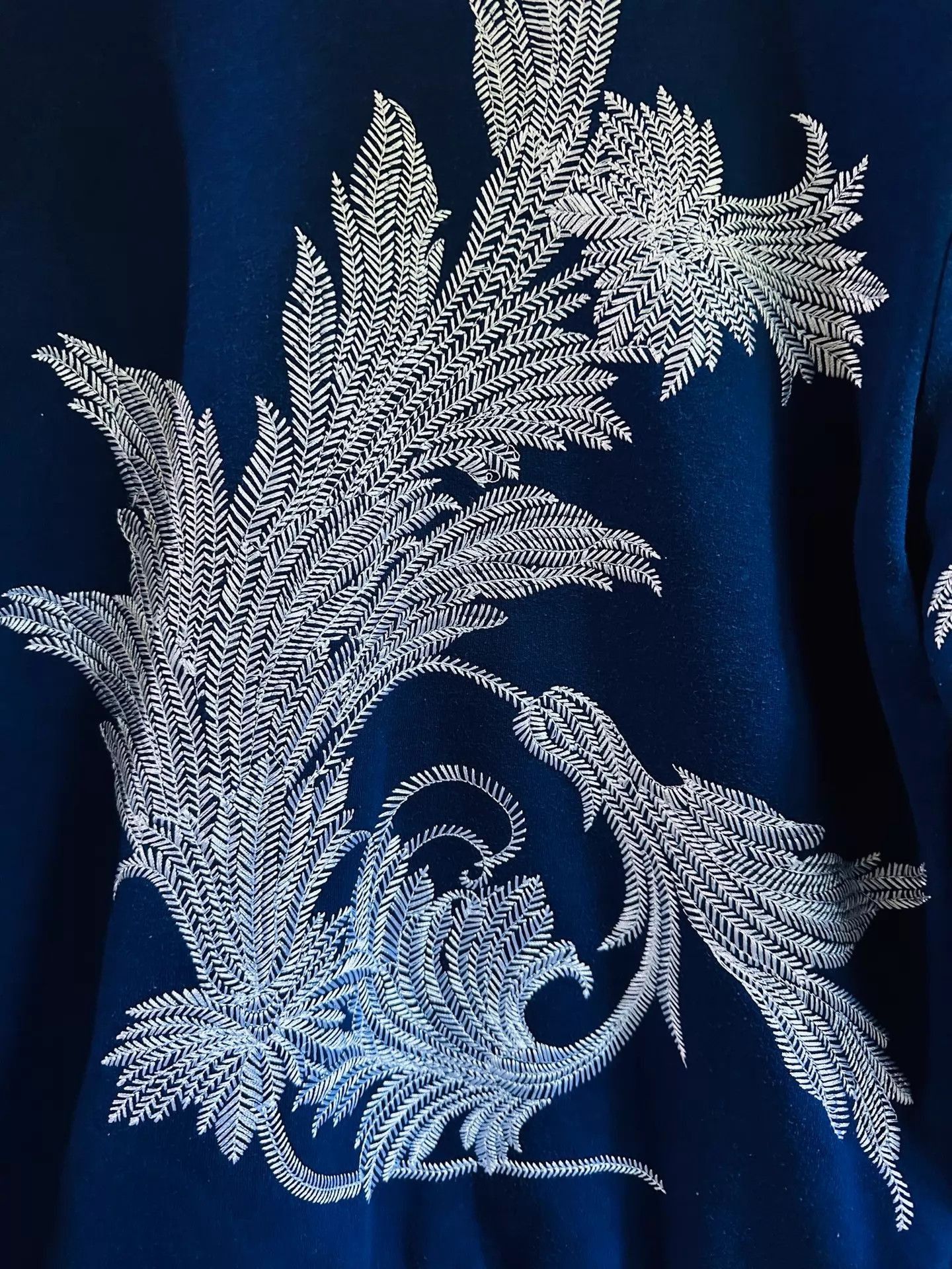 Versace Unique 2-Sided Embroidered Sweatshirt in Blue Size US S / EU 44-46 / 1 - 5 Thumbnail