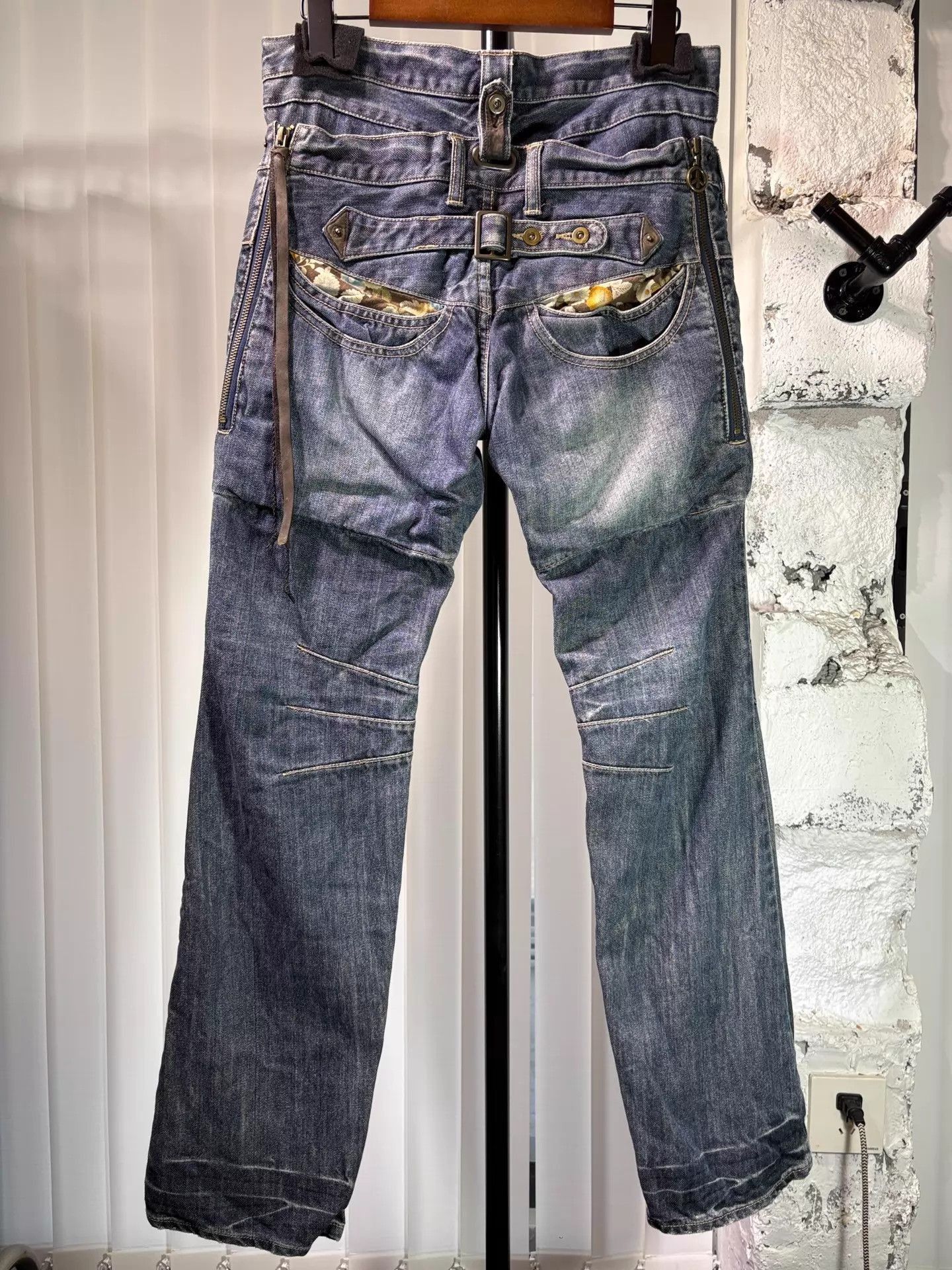 PPFM Floral Print Washed Jeans with Removable Belt Size US 30 / EU 46 - 2 Thumbnail