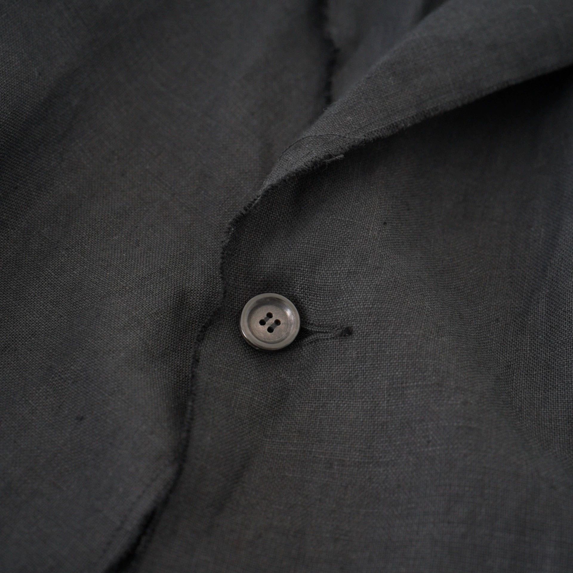 Elena Dawson Black Linen Button-Up Shirt in Size M Size US M / EU 48-50 / 2 - 4 Thumbnail