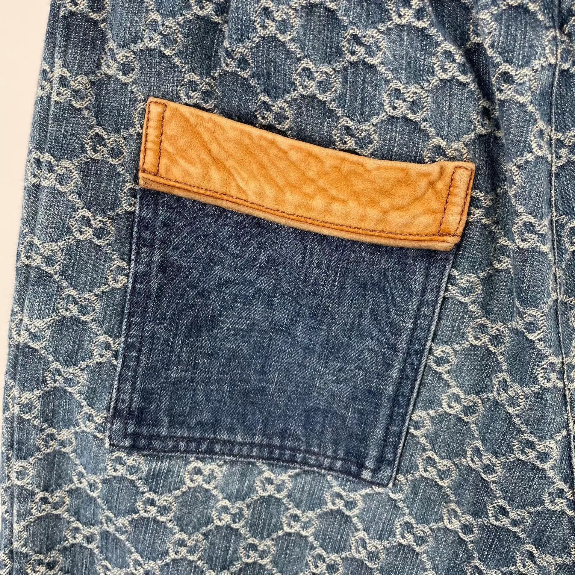 Gucci Stylish Blue Denim Shorts in Size 28 Size US 28 / EU 44 - 4 Thumbnail