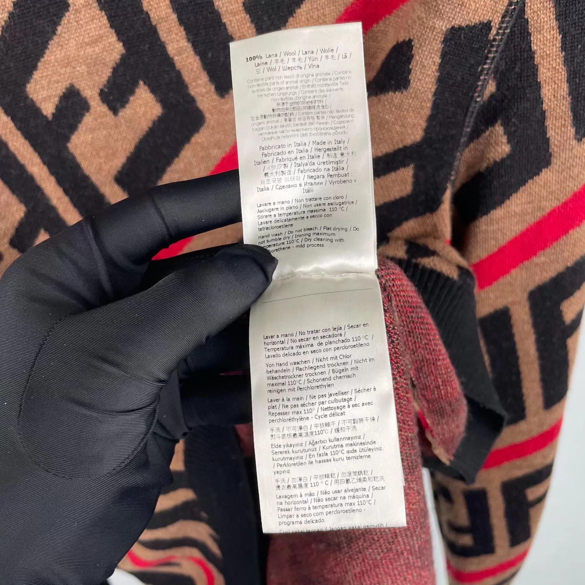 Fendi Bicolor Knit Sweatshirt in Multi Size US S / EU 44-46 / 1 - 6 Thumbnail