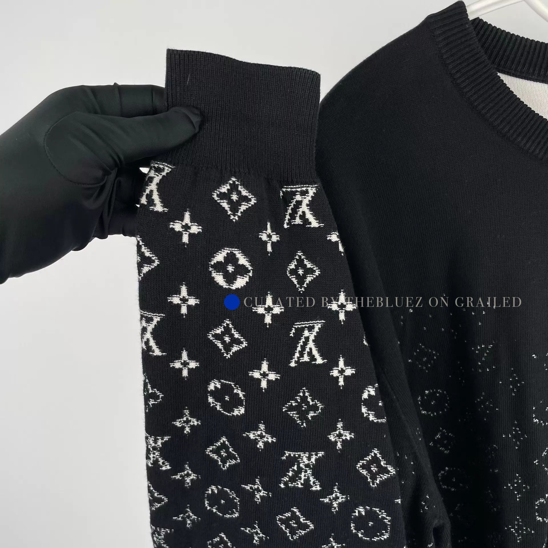 Louis Vuitton Monogram Gradient Crewneck Sweatshirt Size US XL / EU 56 / 4 - 9 Thumbnail