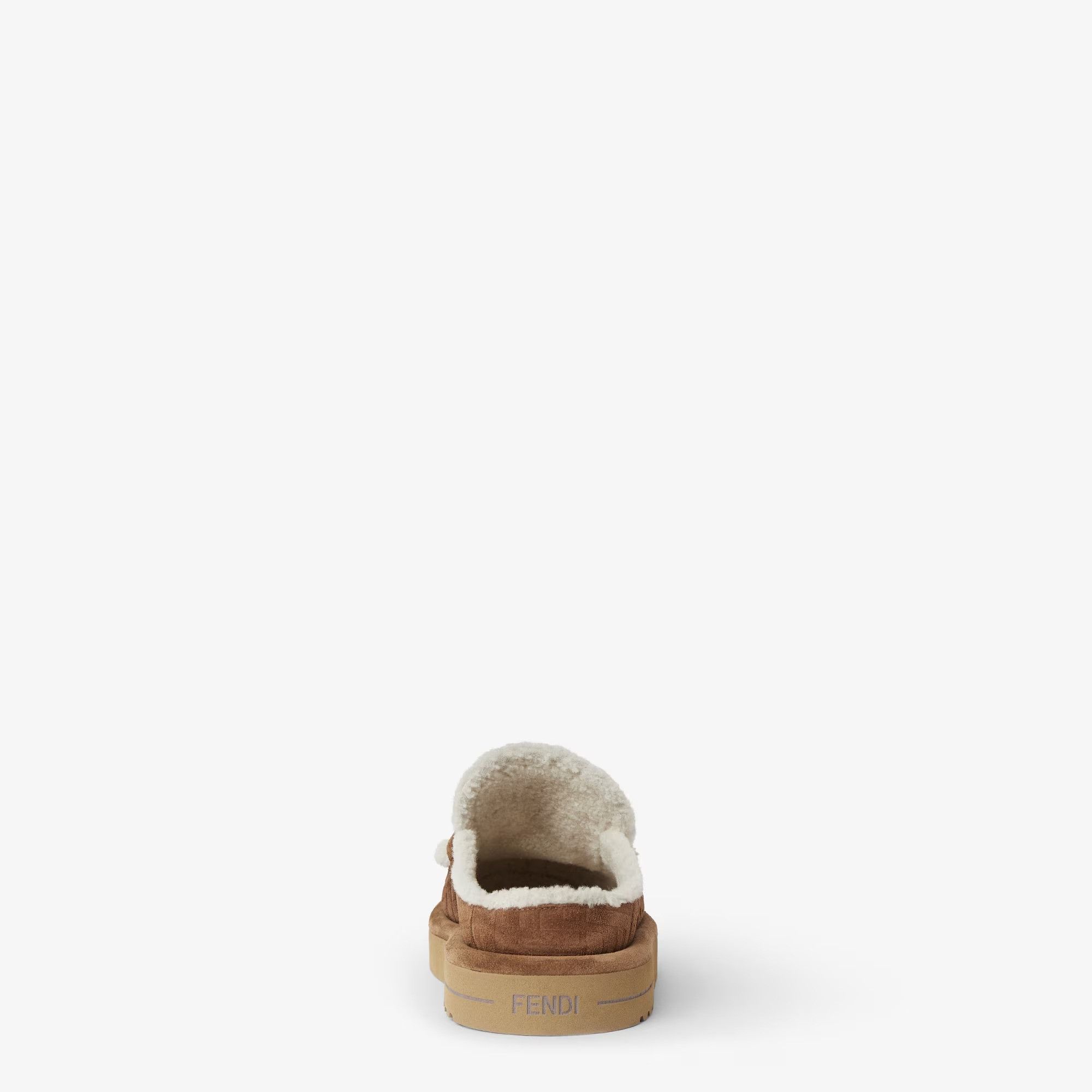 Fendi Fendi Apres Chic Sabots IT 35 Women - USA Duties Paid Size US 5 / IT 35 - 3 Thumbnail