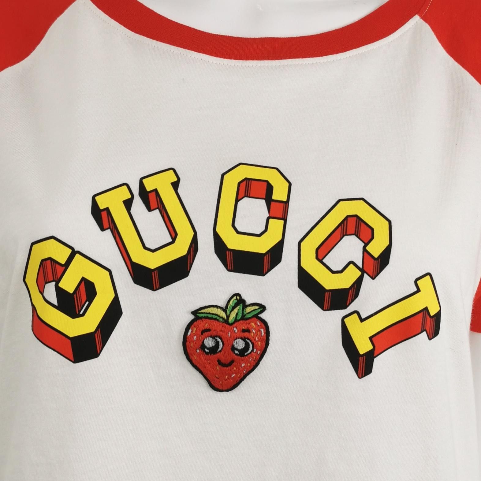 Gucci Gucci Strawberry Logo T-Shirt Size XL Size US XL / EU 56 / 4 - 3 Thumbnail