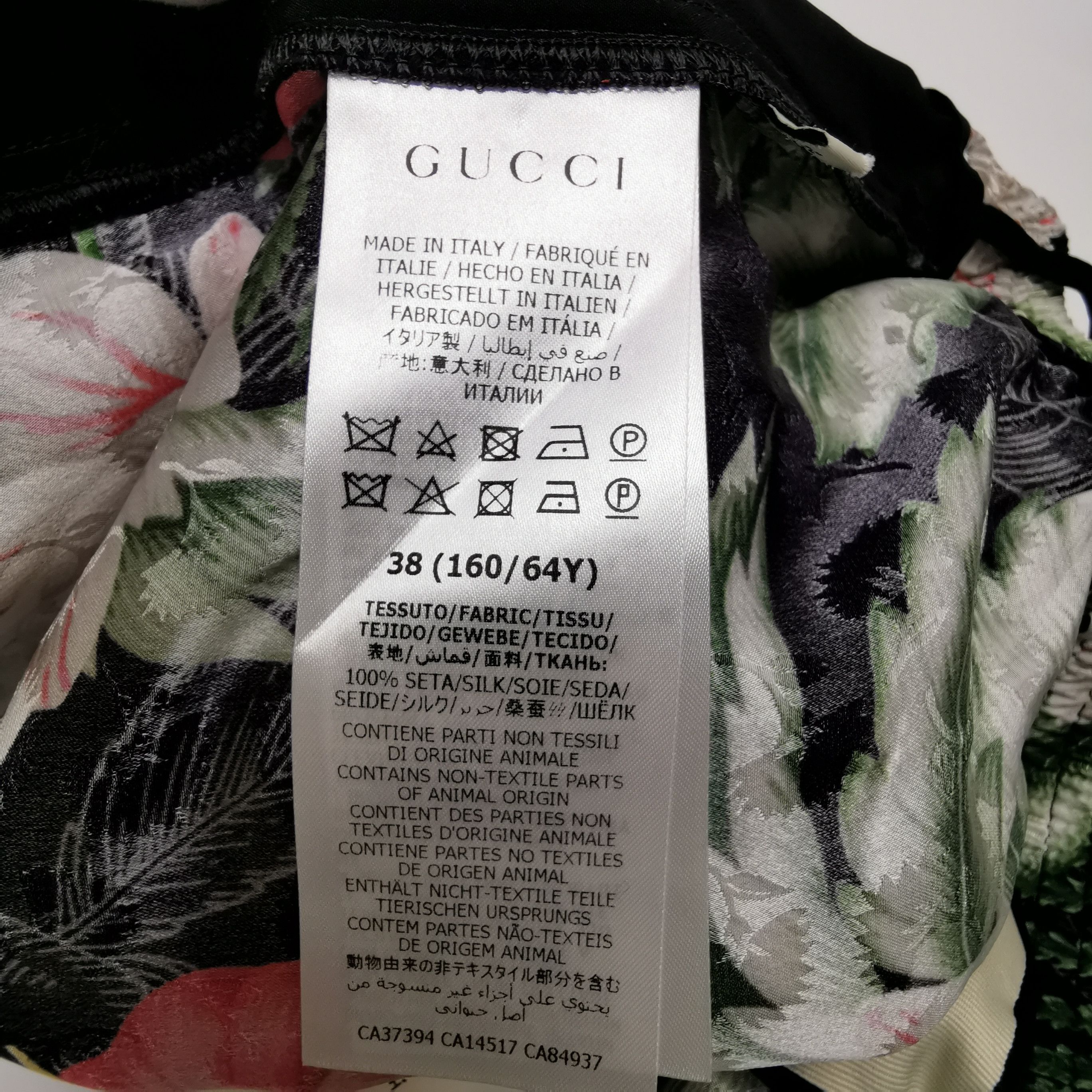 Gucci Gucci Floral Silk Shorts Size 38 Size 26" / US 2 / IT 38 - 8 Thumbnail