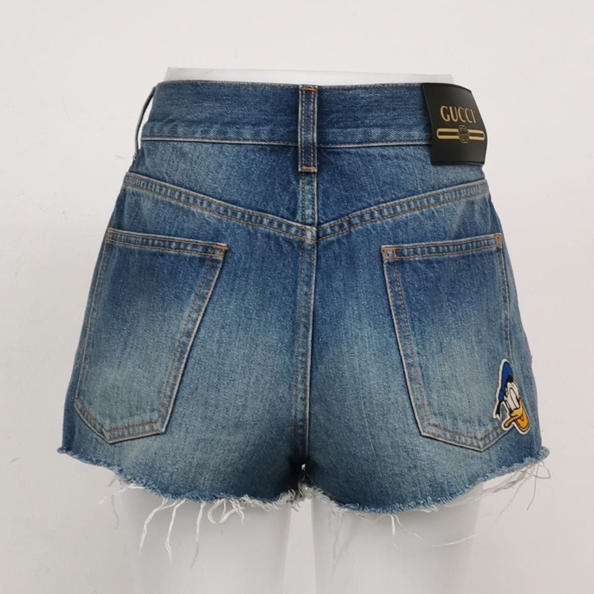 Gucci Gucci x Disney Donald Duck Denim Shorts Size 27 Size 27" / US 4 / IT 40 - 2 Thumbnail