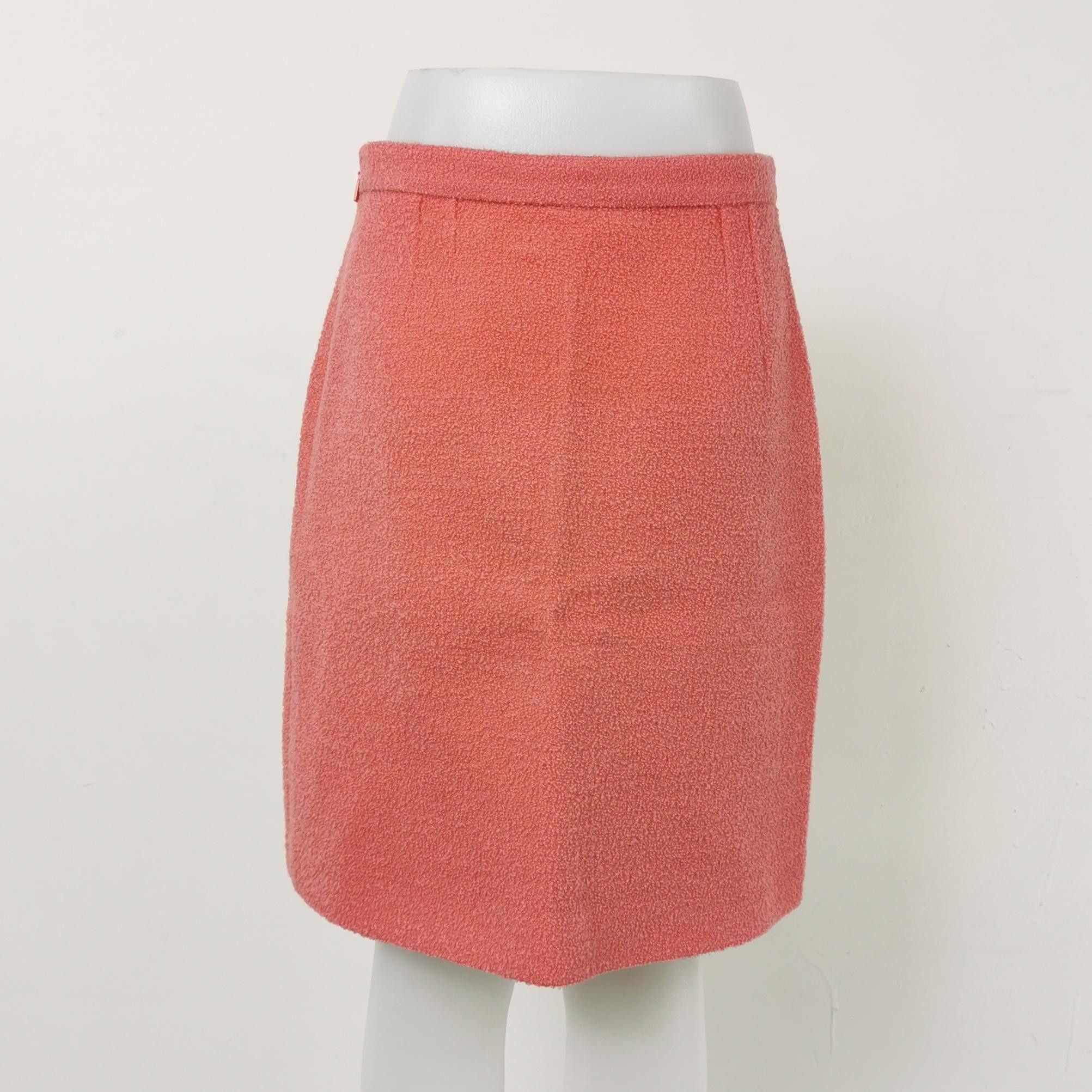 Gucci Gucci Wool Blend Mini Skirt Size 40 Size 27" / US 4 / IT 40 - 2 Thumbnail