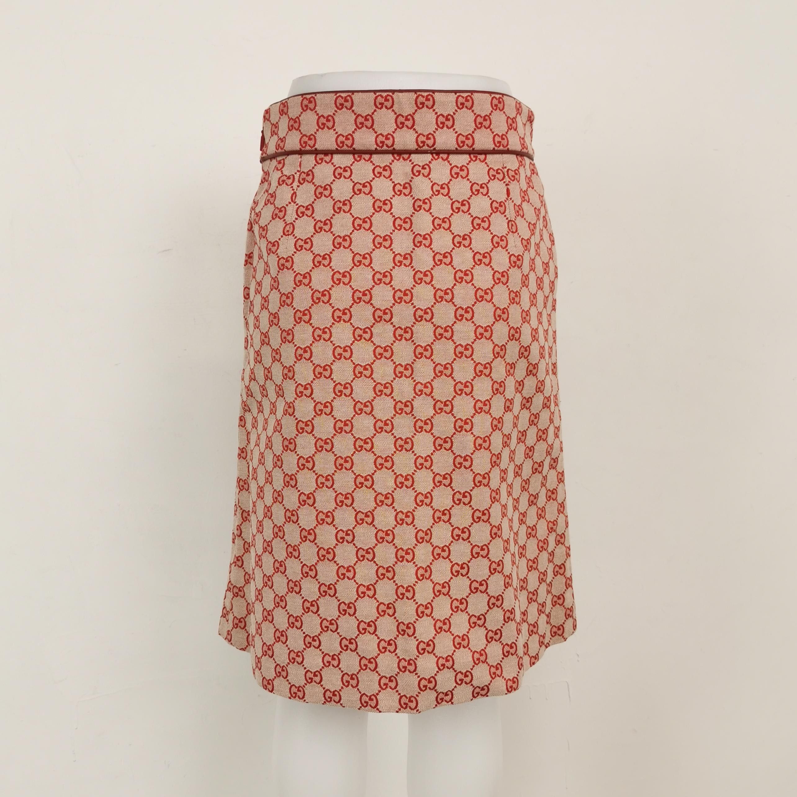 Gucci Gucci GG Monogram Mini Skirt Size 40 Size 27" / US 4 / IT 40 - 2 Thumbnail
