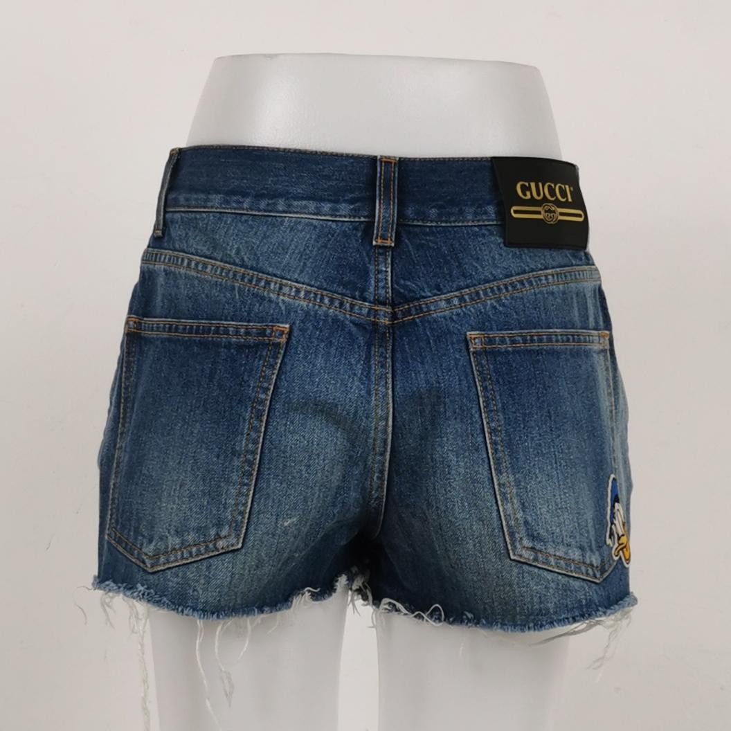 Gucci Gucci x Disney Denim Shorts Size 25 Size 25" / US 0 / IT 36 - 2 Thumbnail