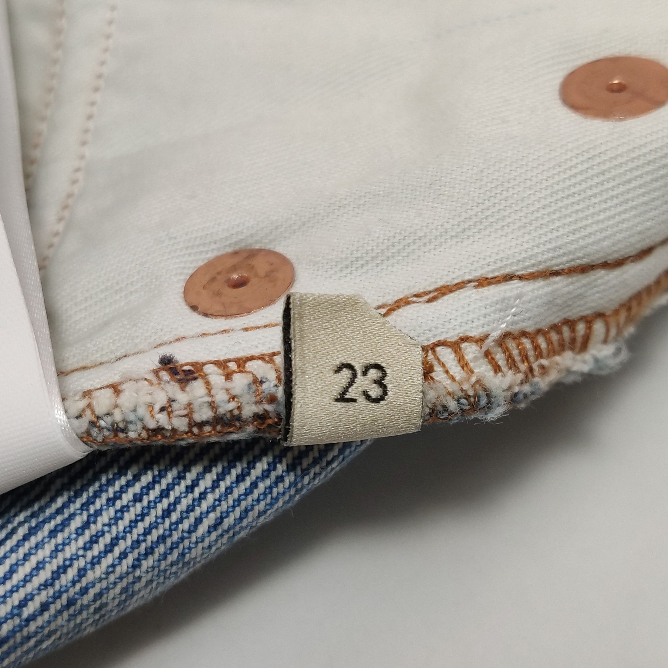 Gucci Gucci Heart Apple Denim Shorts Size 23 Size 23" - 10 Thumbnail