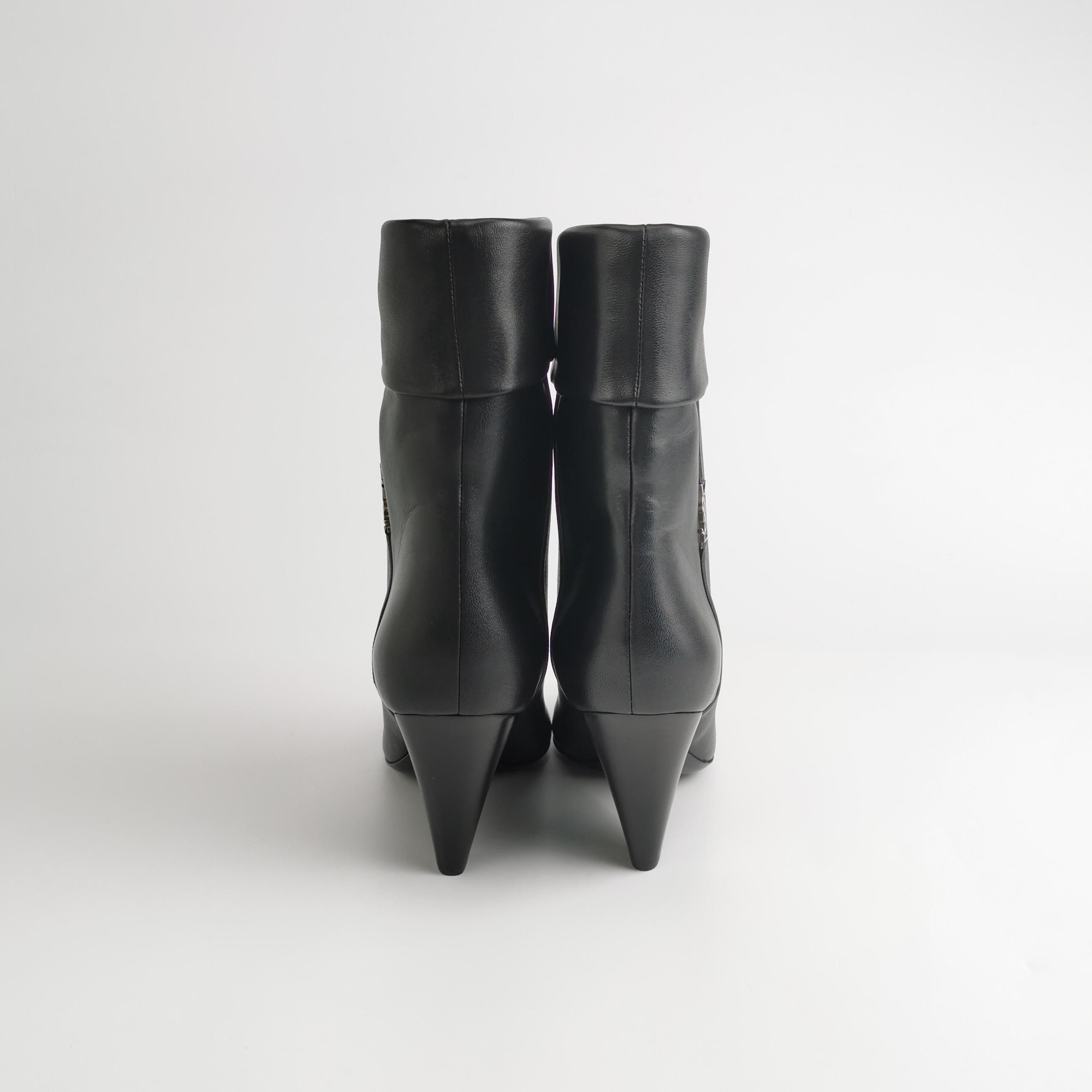 Saint Laurent Paris Saint Laurent YSL Logo Ankle Boots Size 36 Size US 6 / IT 36 - 4 Thumbnail