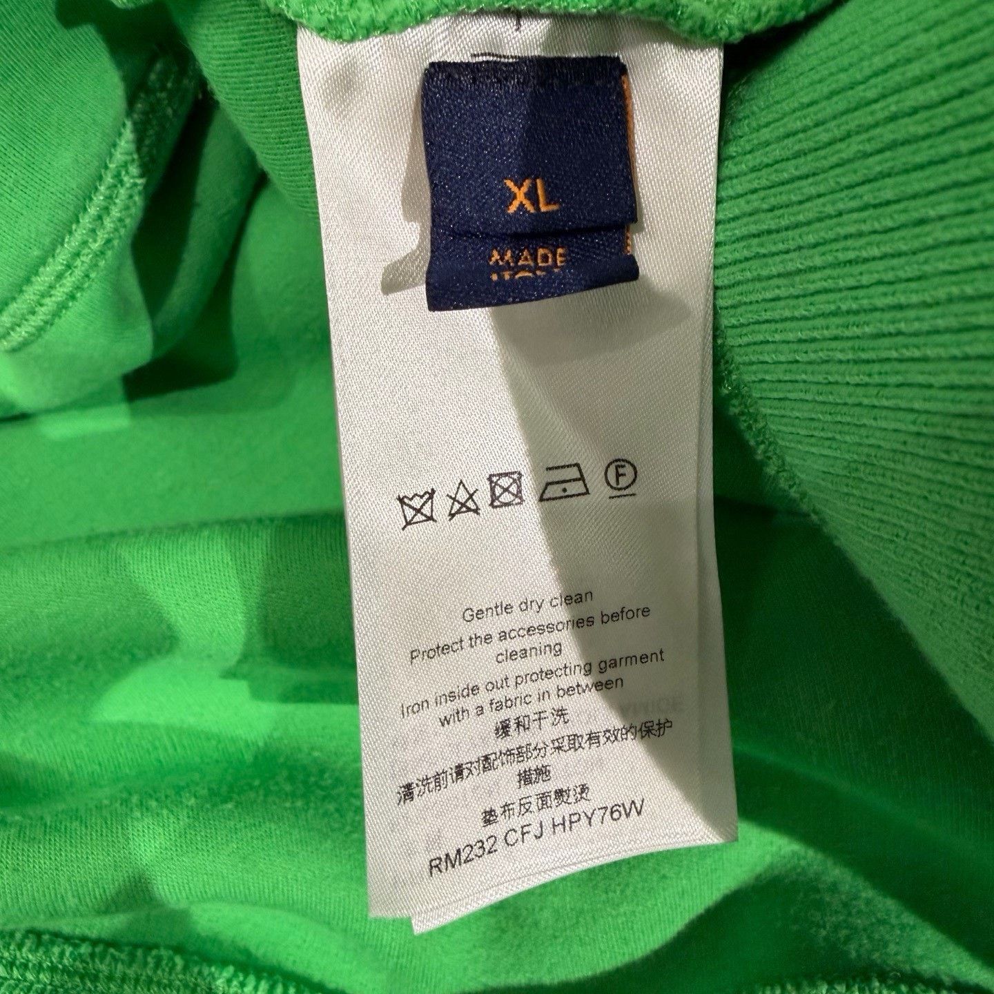 Louis Vuitton Louis Vuitton Logo Drawstring Hoodie Size US XL Size US XL / EU 56 / 4 - 4 Thumbnail
