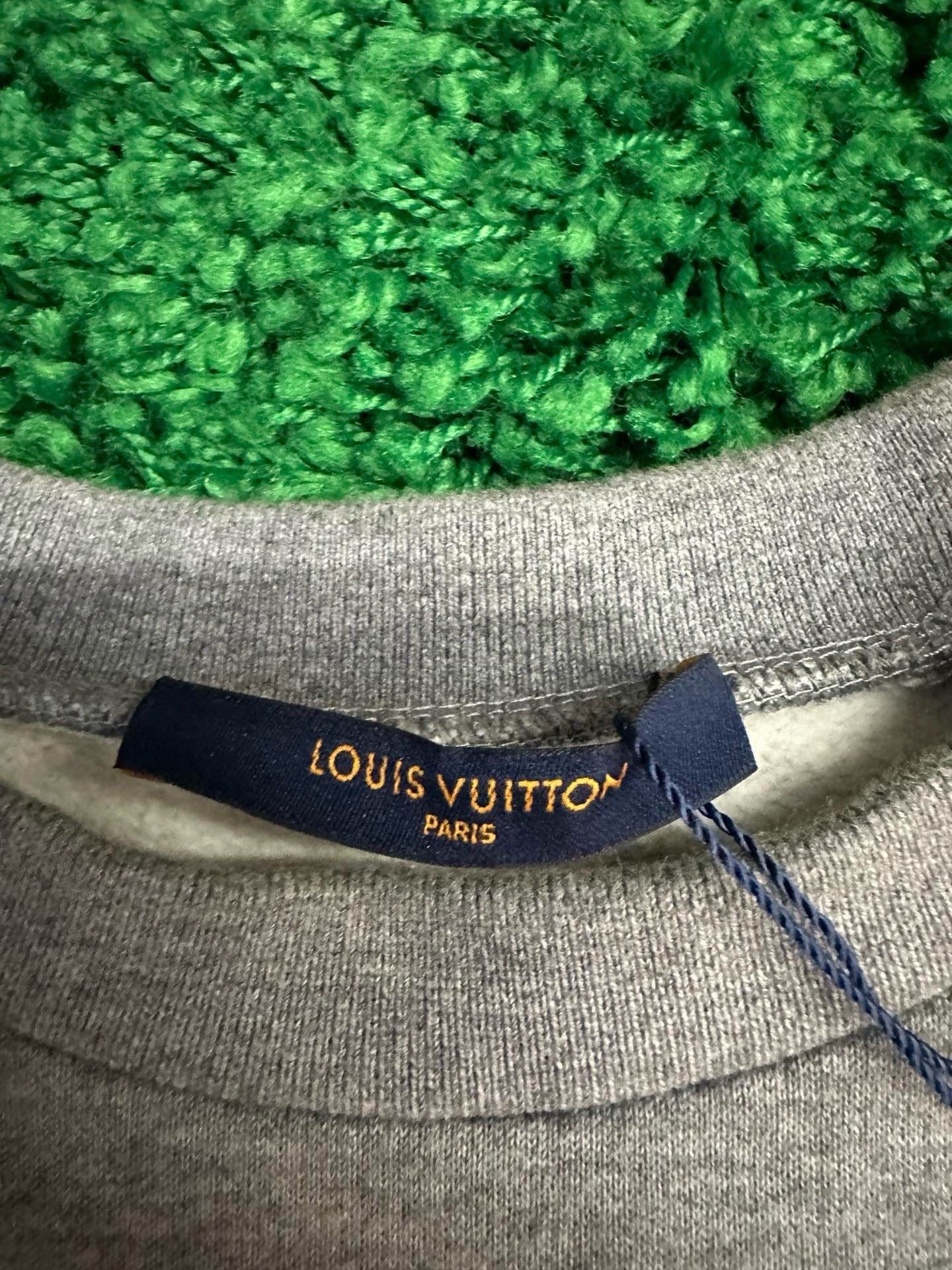 Louis Vuitton Louis Vuitton x Nigo Squared Logo Sweatshirt Size XS Size US XS / EU 42 / 0 - 10 Thumbnail