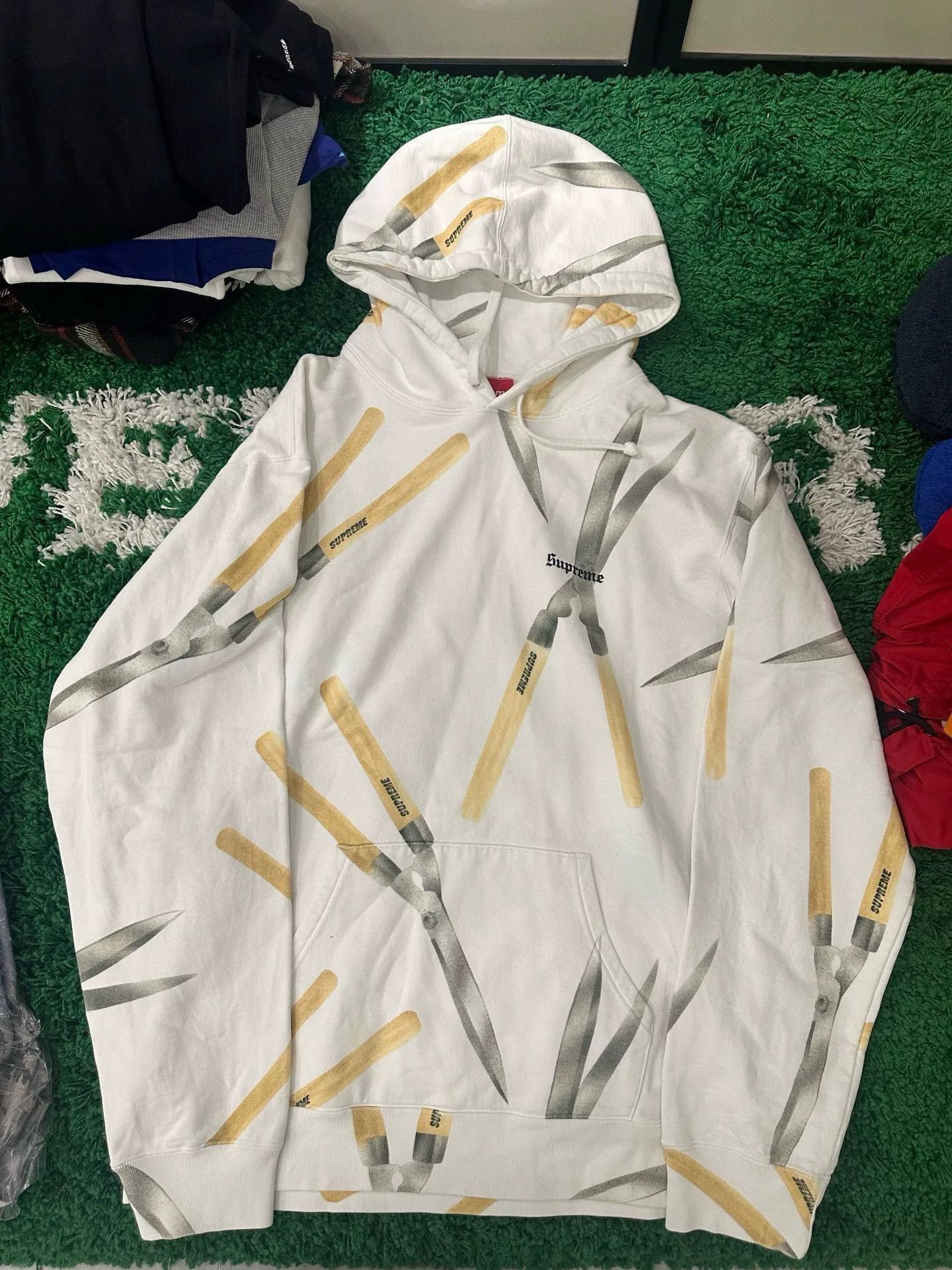 Supreme Supreme Shears Hoodie Size XL Size US XL / EU 56 / 4 - 5 Thumbnail