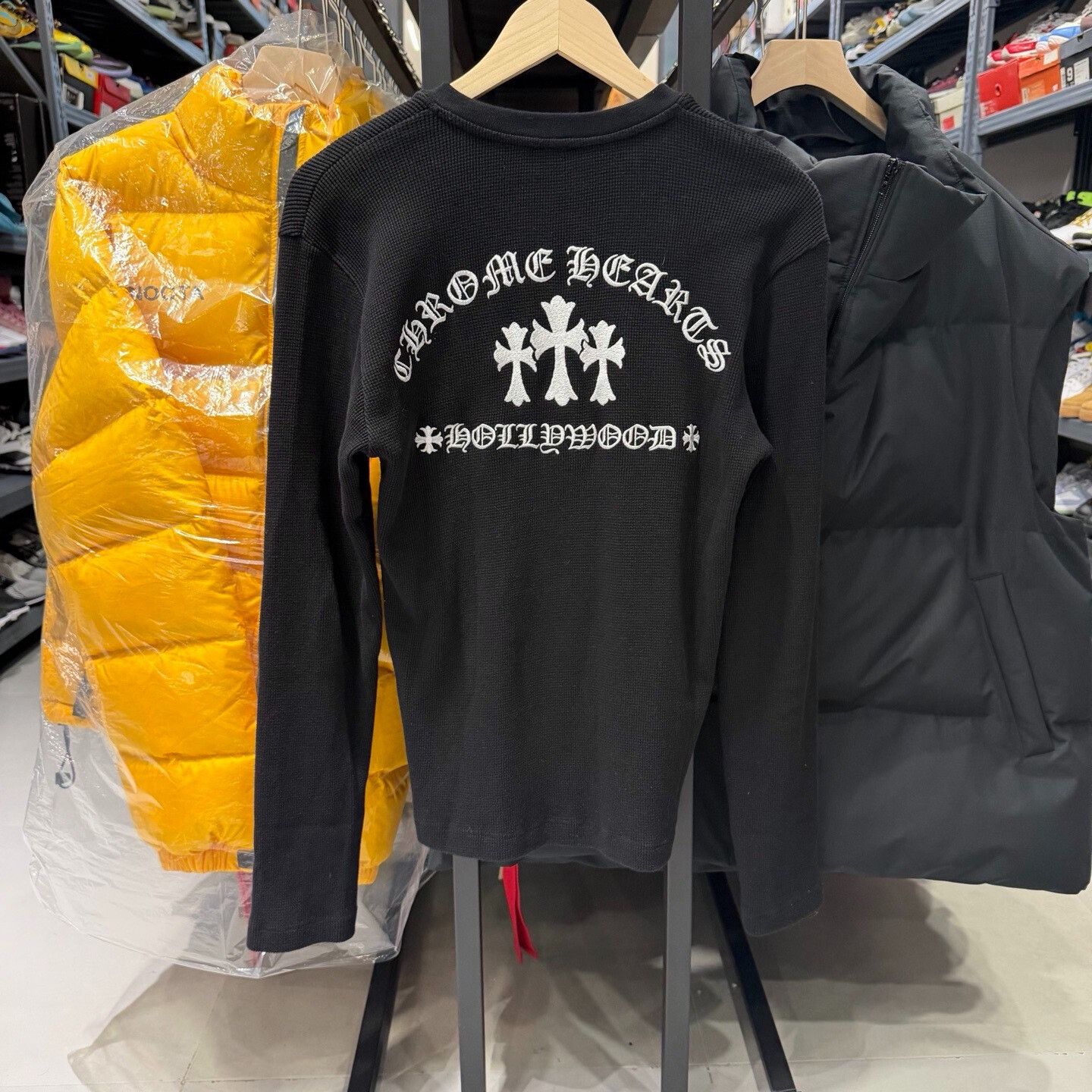 Chrome Hearts Chrome Hearts Hollywood Waffle Henley Size S Size US S / EU 44-46 / 1 - 2 Thumbnail