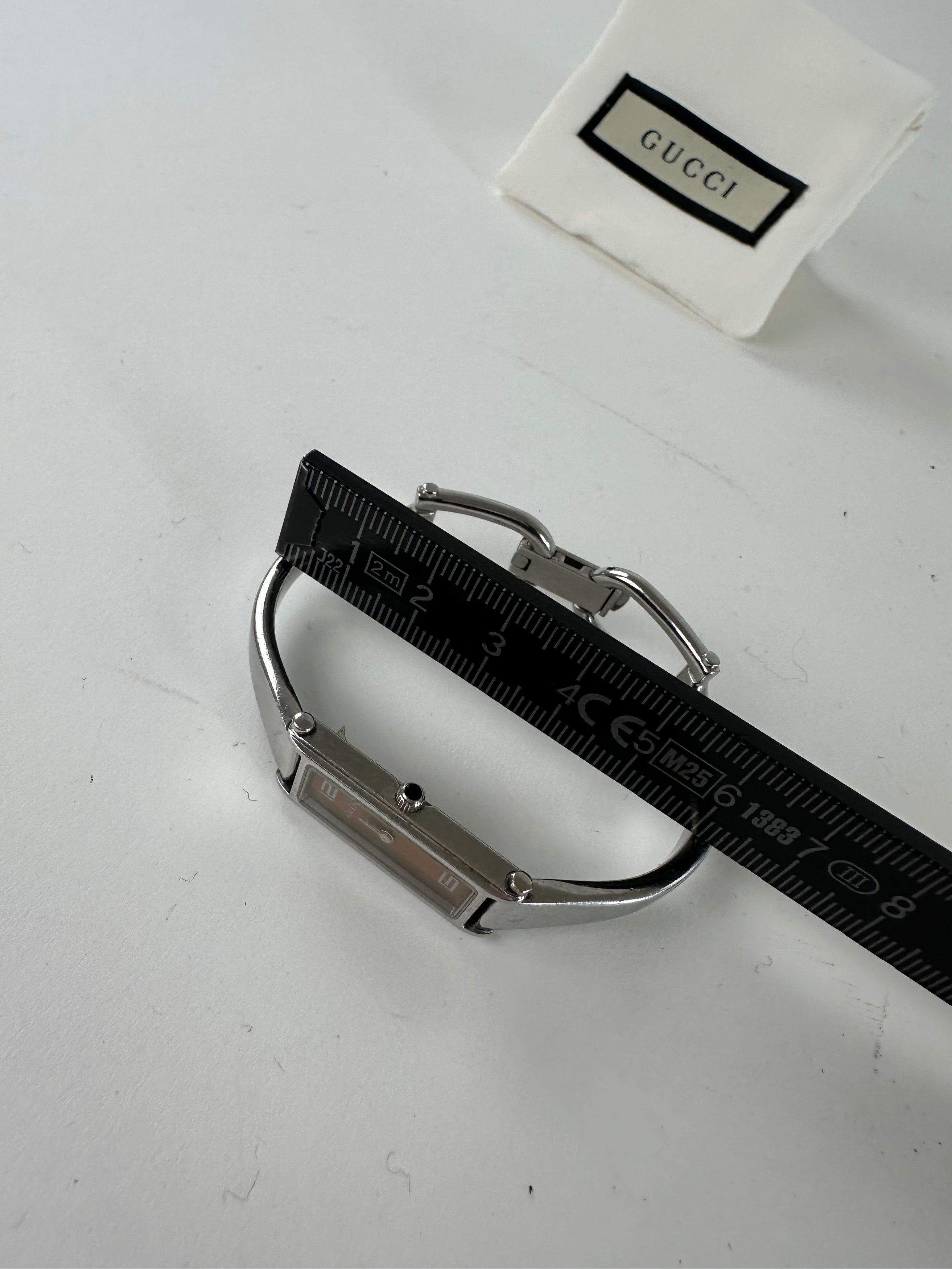 Gucci Vintage Stainless Steel Bracelet Watch Y2K Orange Silver Size ONE SIZE - 3 Thumbnail