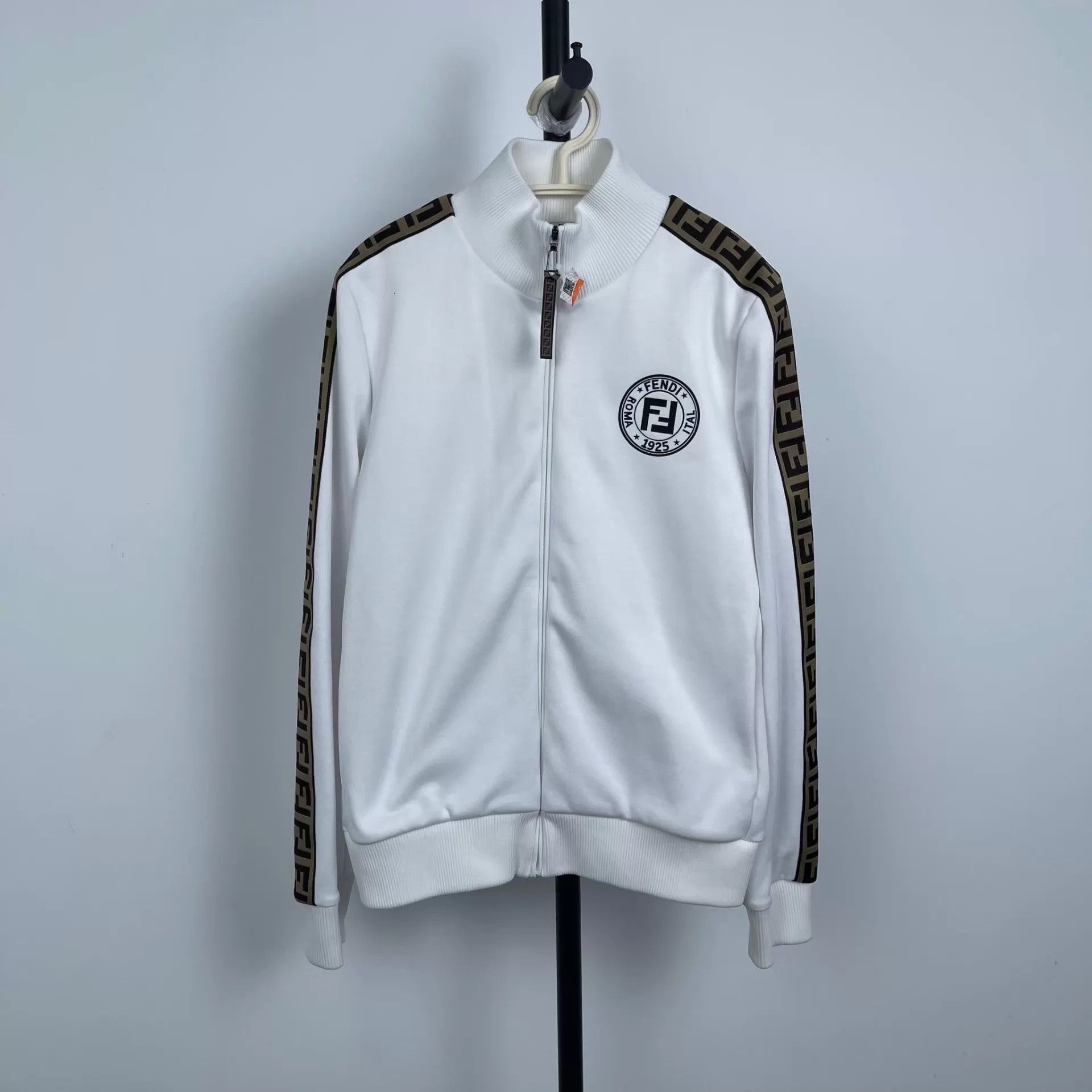 Fendi White Track Jacket & Pants Set Size US S / EU 44-46 / 1 - 2 Thumbnail