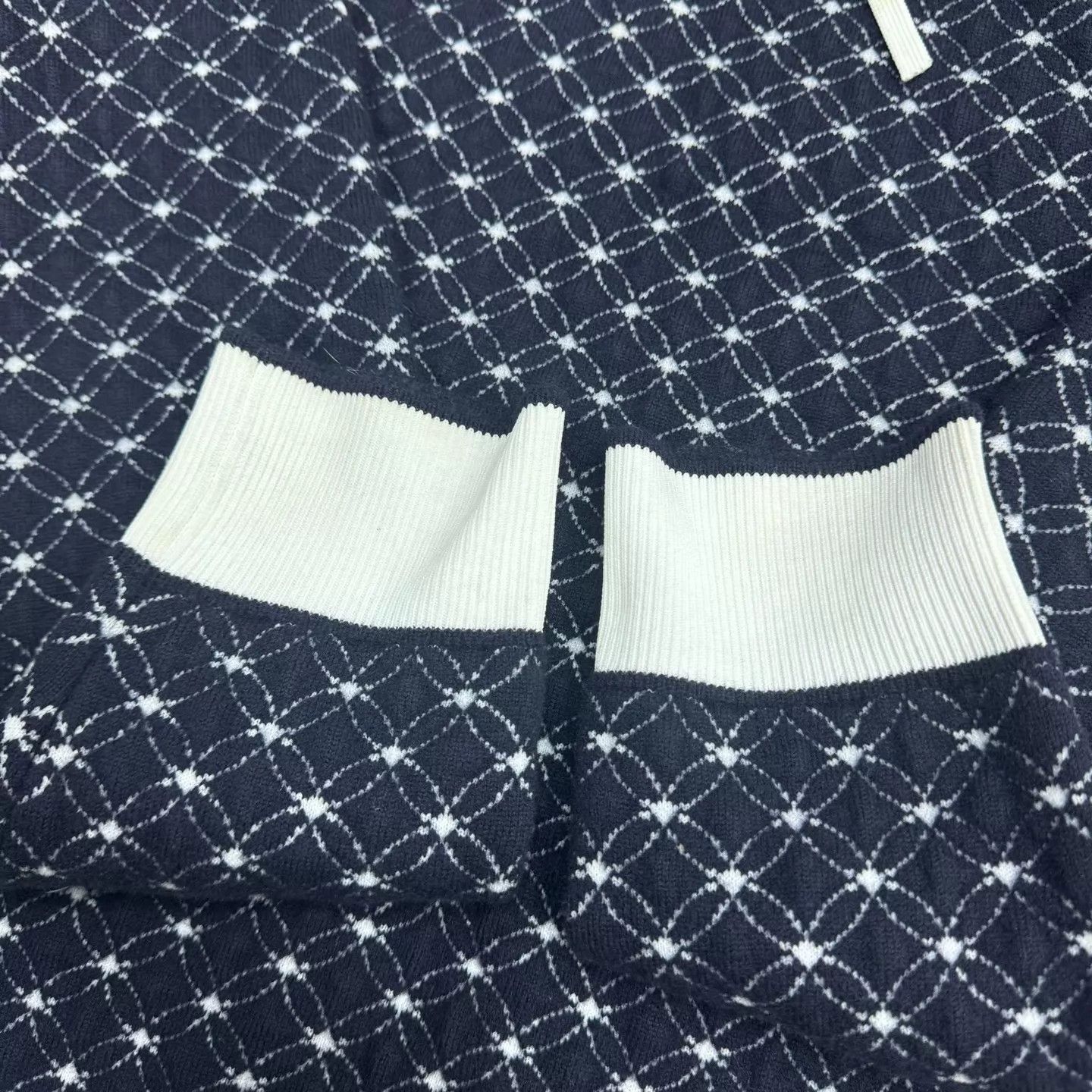 Louis Vuitton Jacquard Multi Hoodie in Blue and White Size US M / EU 48-50 / 2 - 5 Thumbnail