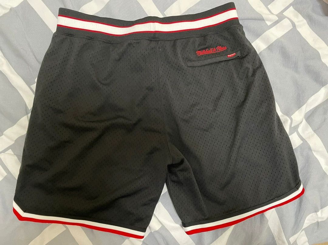 Supreme Mitchell Ness Collab Black Basketball Shorts Size US 34 / EU 50 - 2 Thumbnail