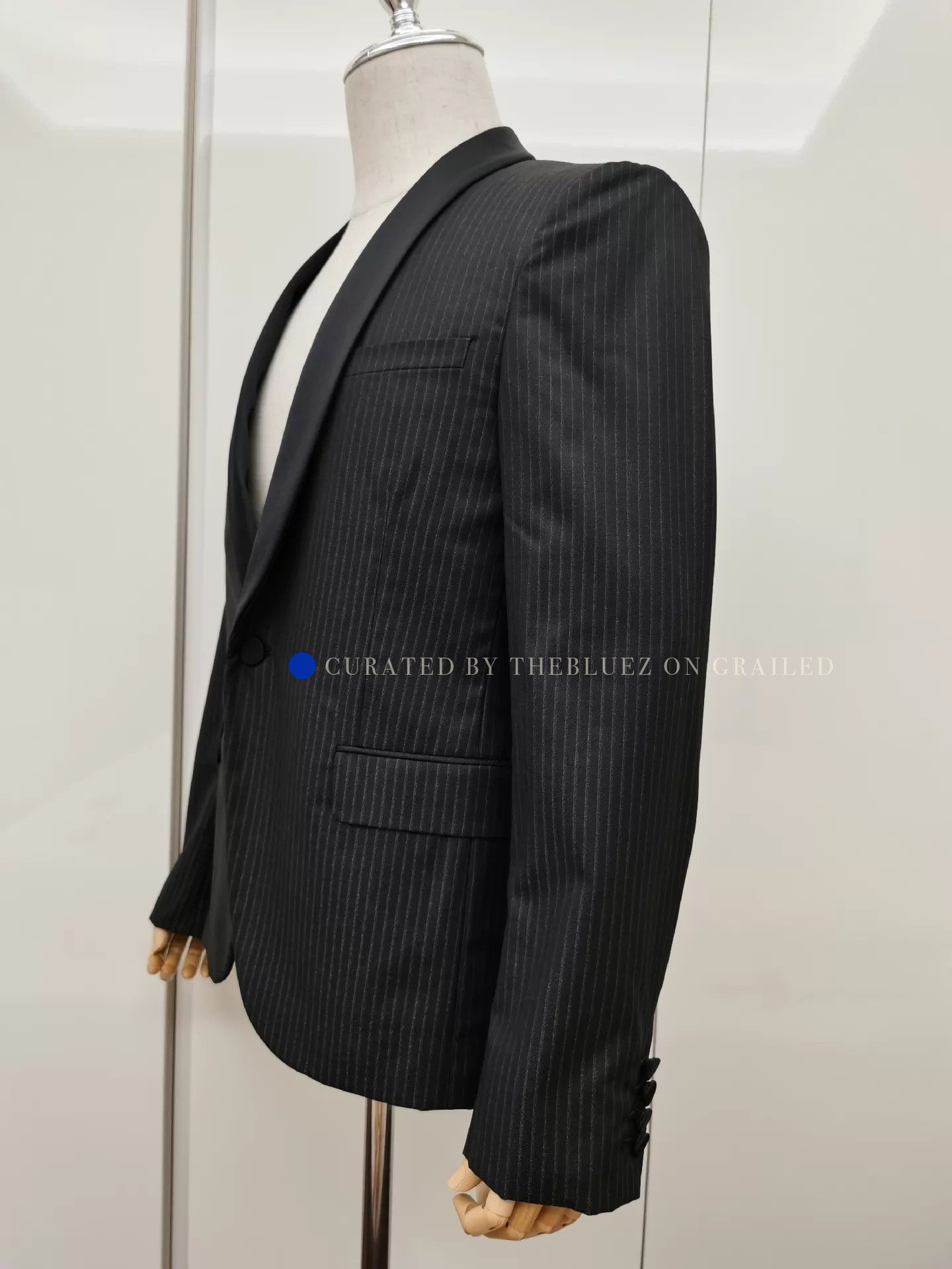 Saint Laurent Paris Black Wool Tuxedo Blazer, Size 48 Size US M / EU 48-50 / 2 - 4 Thumbnail