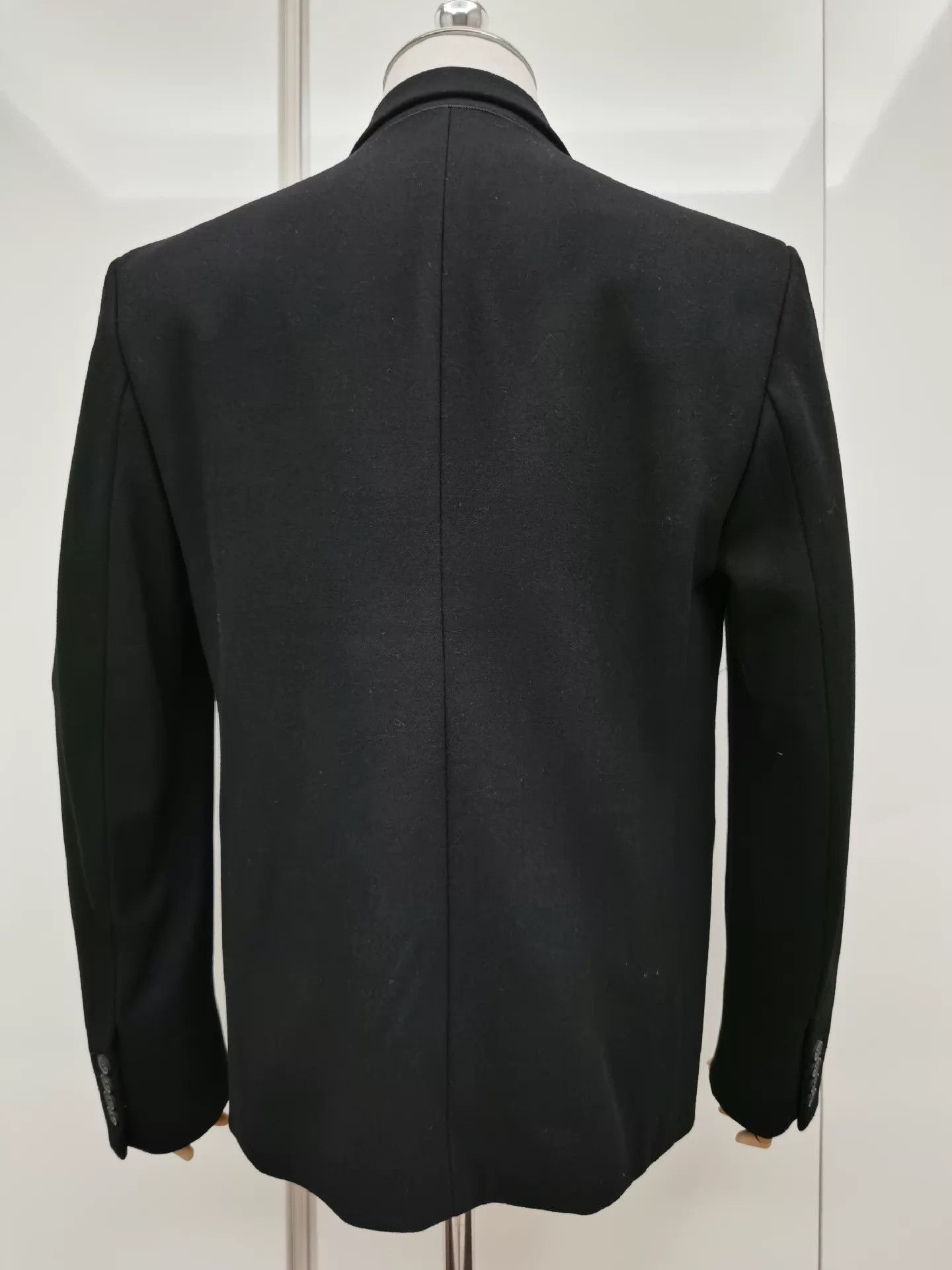 Pierre Balmain Sleek Wool-Cashmere Black Jacket Size US M / EU 48-50 / 2 - 6 Thumbnail