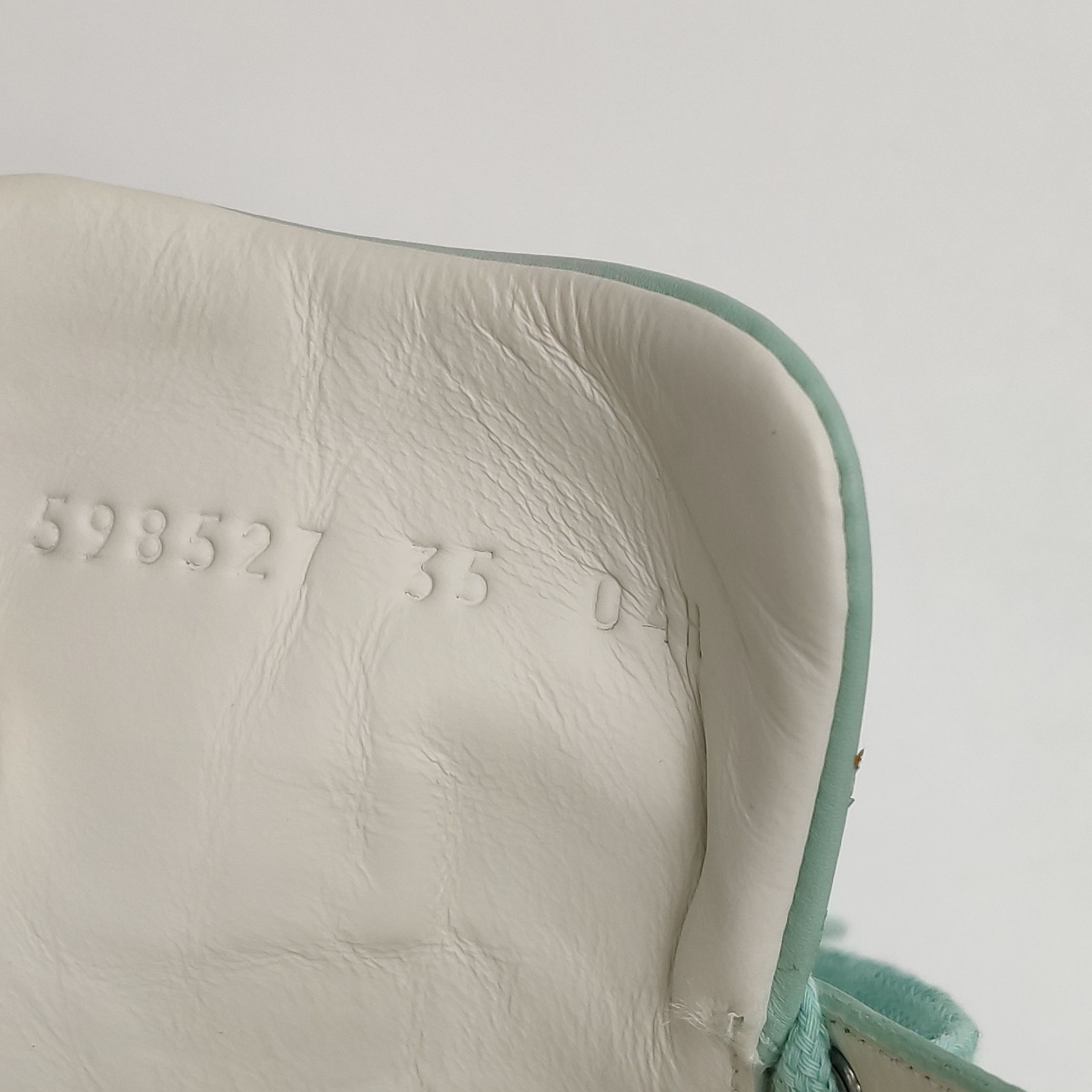 Gucci Gucci Women 5 Lowtop Sneakers Size US 5 / IT 35 - 18 Thumbnail