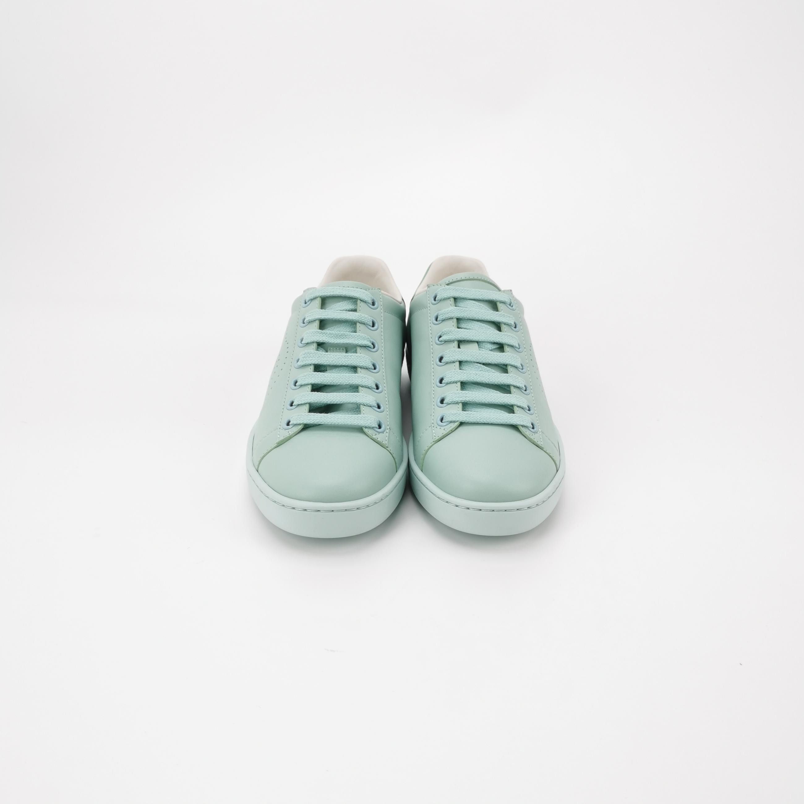 Gucci Gucci Women 5 Lowtop Sneakers Size US 5 / IT 35 - 3 Thumbnail