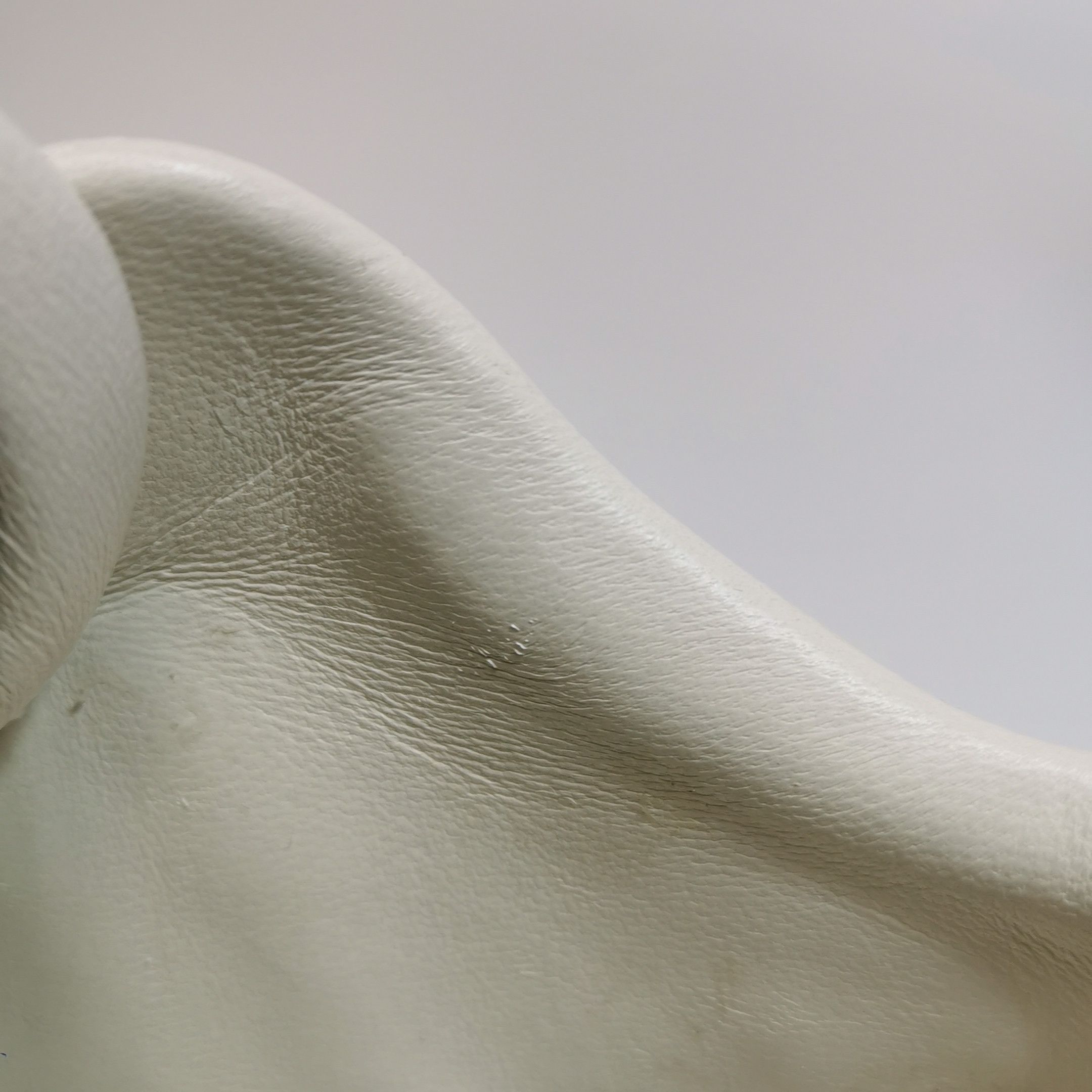 Gucci Gucci Women 5-5 Lowtop Sneakers Size US 5.5 / IT 35.5 - 17 Thumbnail